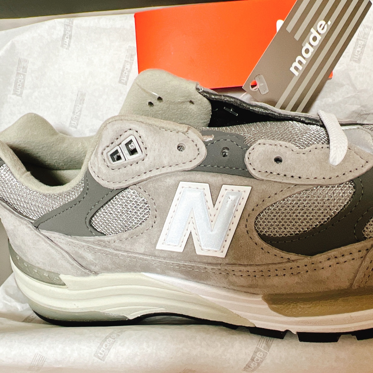 New Balance 992 Made in USA Grey - D Standard 착용 스타일