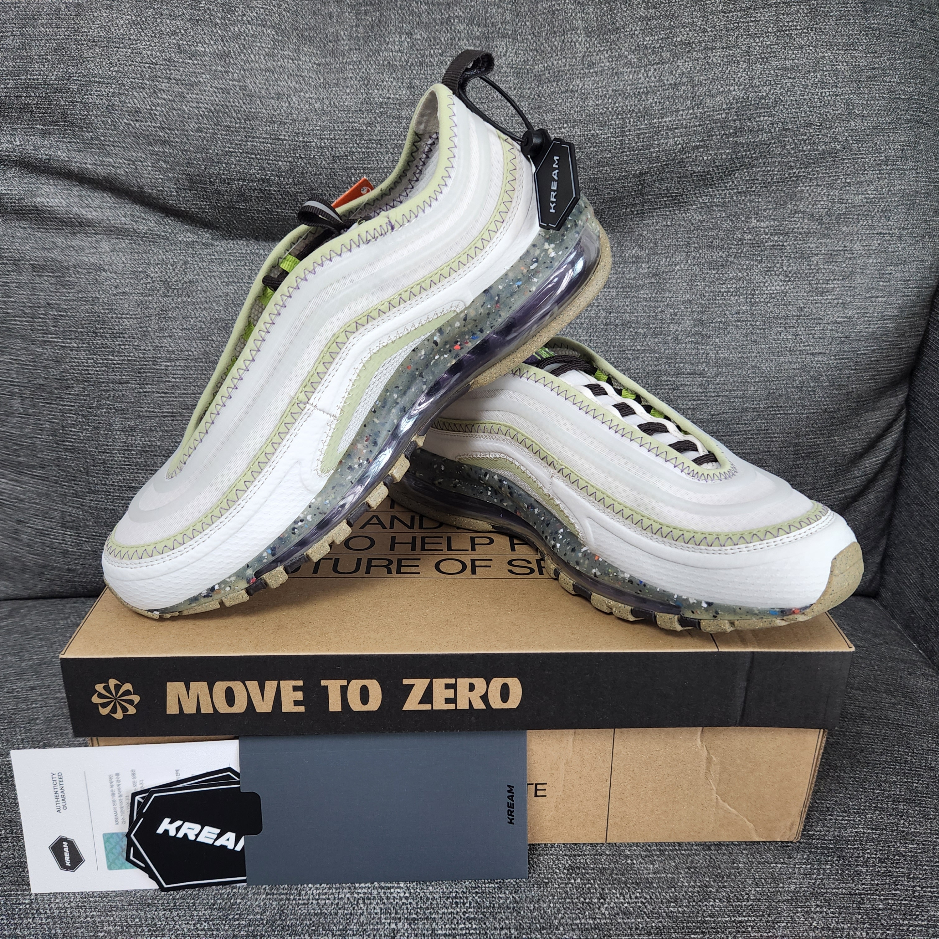 Nike Air Max Terrascape 97 Phantom and Vivid Green 착용 스타일 - 1