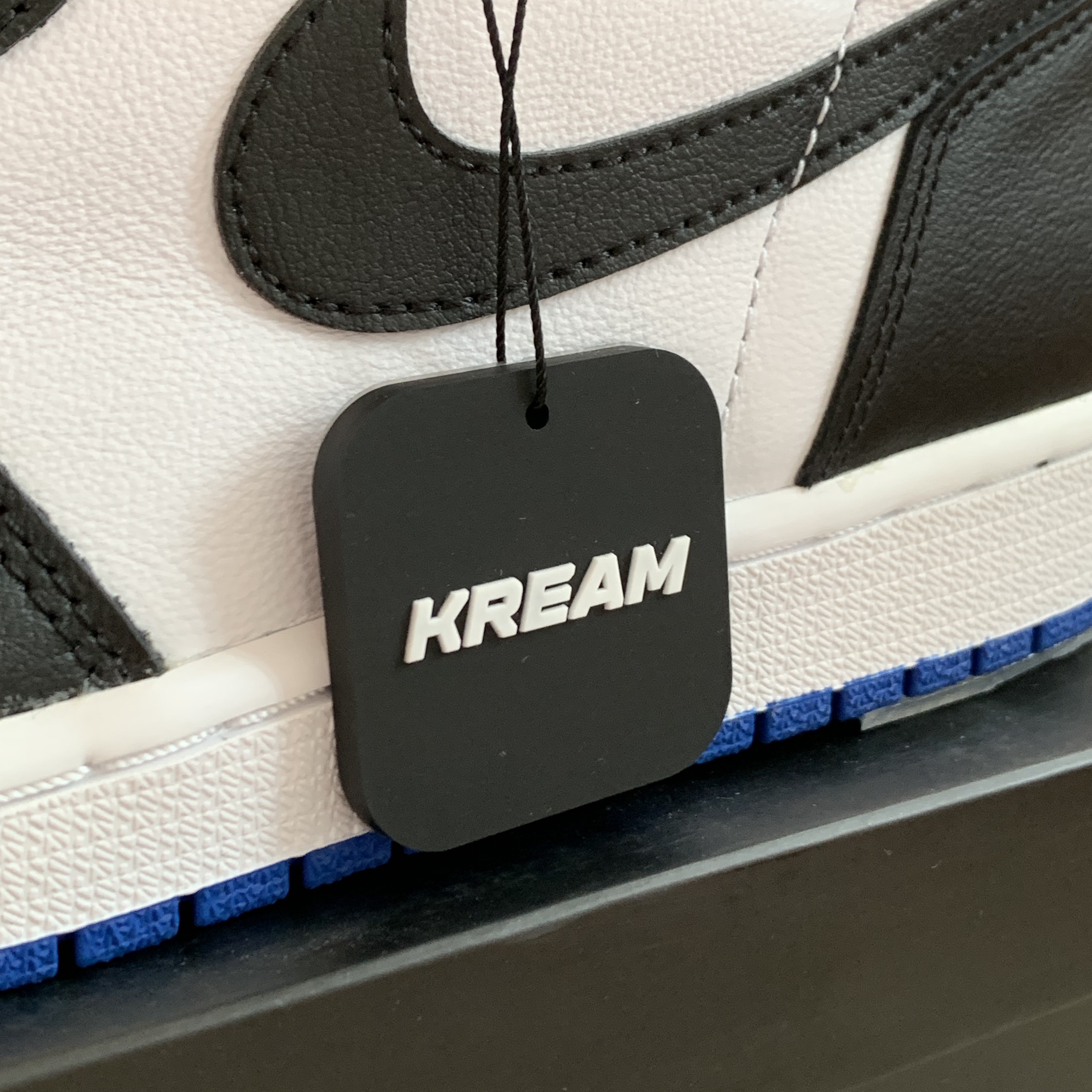 Jordan 1 Retro High OG Royal Toe 착용 스타일 - 1
