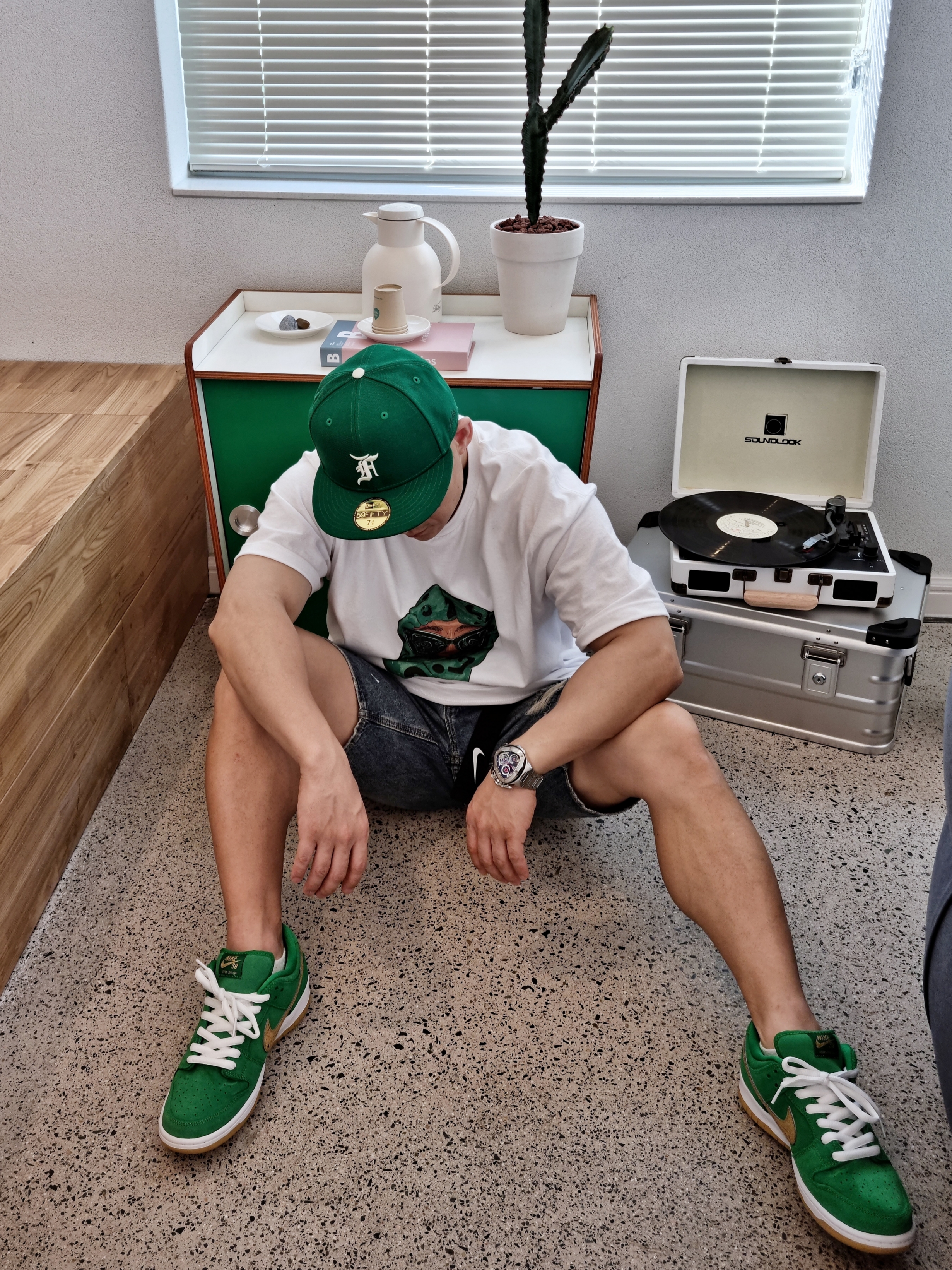 Essentials x New Era Sized Cap Kelly Green, Nike SB Dunk Low Pro Shamrock 착용 스타일 - 2