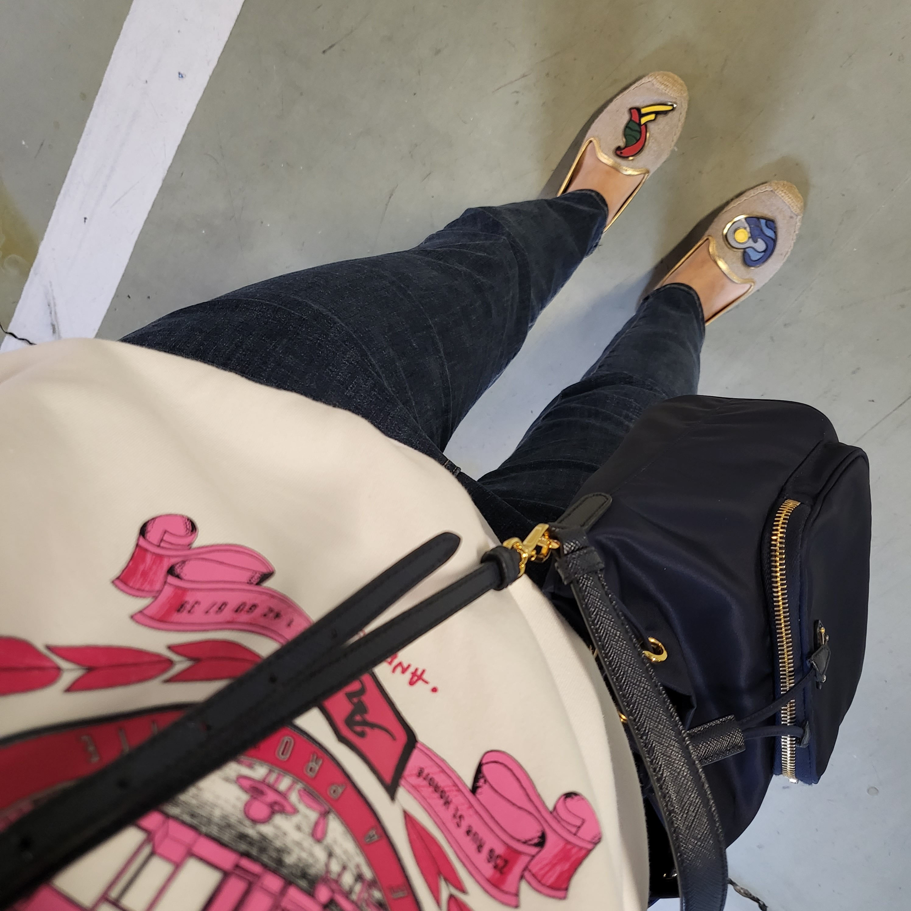 Prada Duet Re-Nylon Shoulder Bag Aqua 착용 스타일
