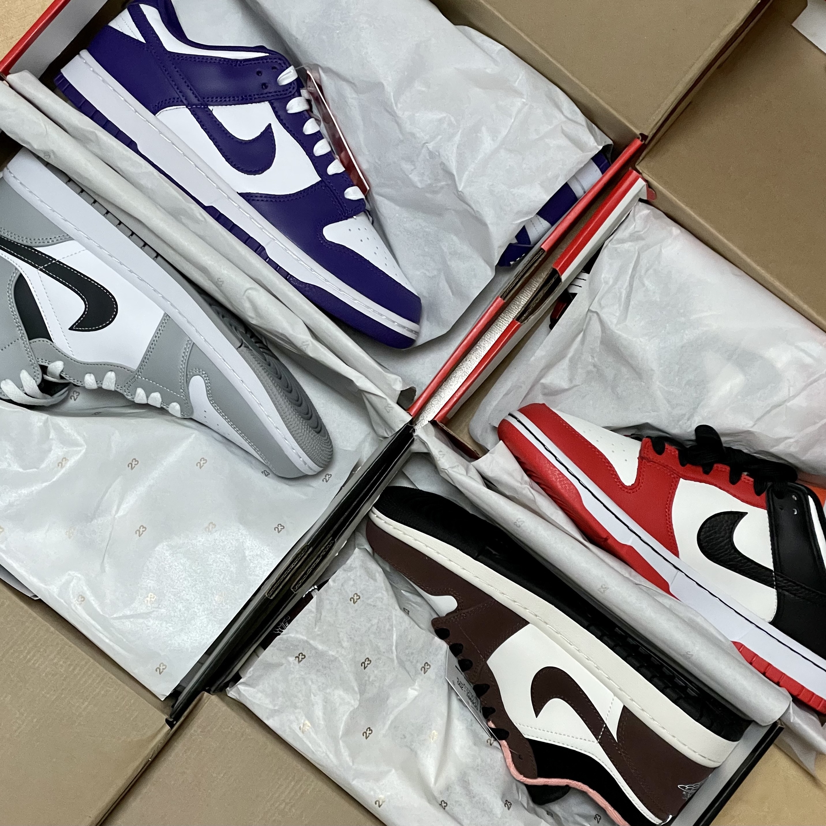 Nike x NBA Dunk Low Retro EMB Black and Chile Red, Nike Dunk Low Retro Championship Court Purple 착용 스타일