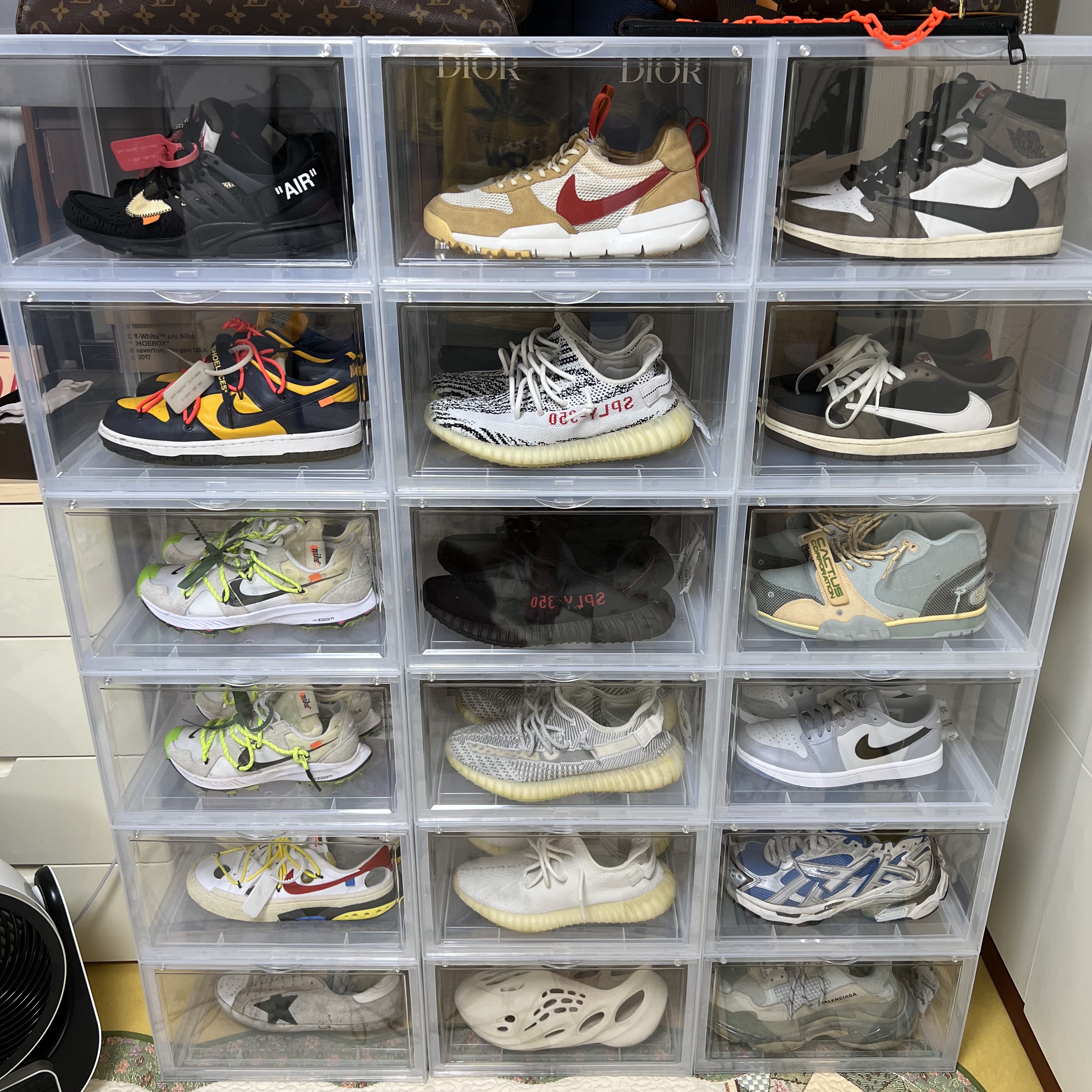 Nike x Tom Sachs Mars Yard Shoe 2.0 Space Camp, Jordan 1 x Travis Scott Retro Low OG SP Mocha 착용 스타일