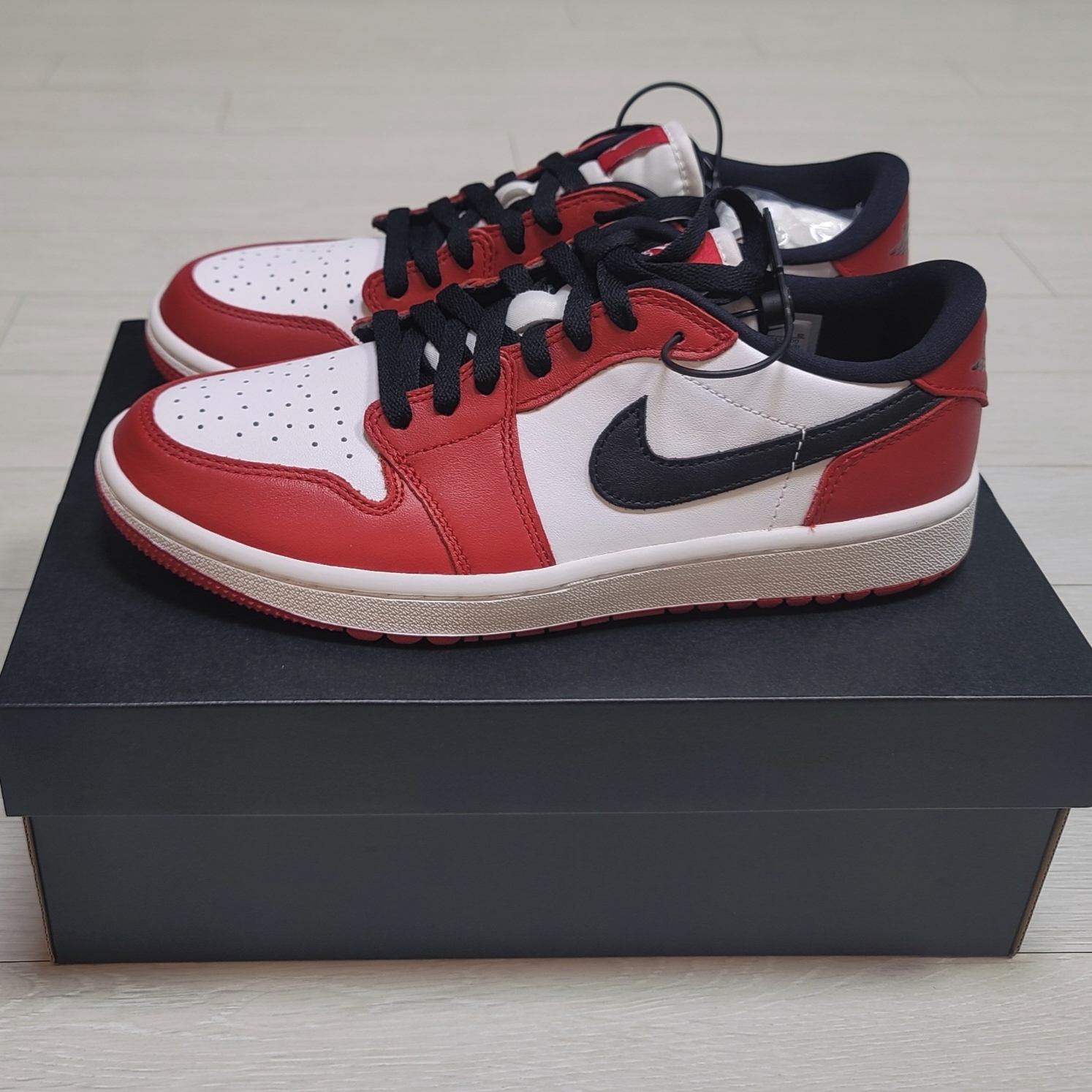 Jordan 1 Low Golf Chicago 착용 스타일 - 1