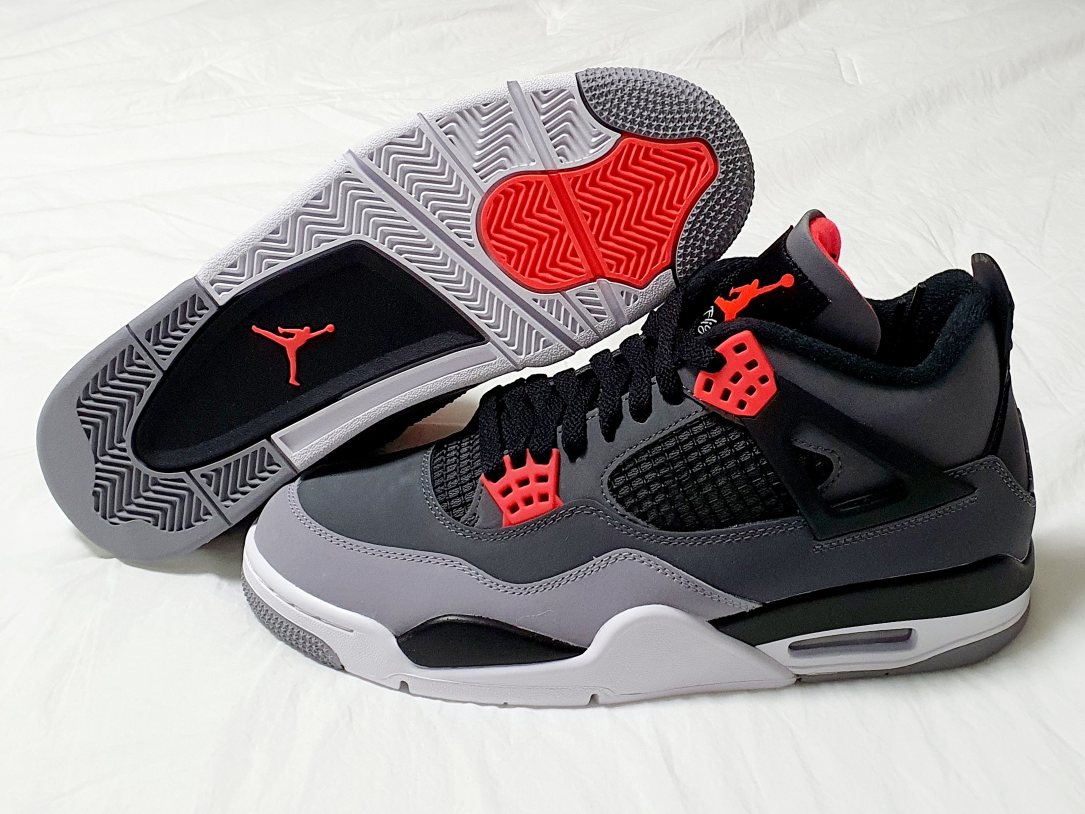 Jordan 4 Retro Infrared 착용 스타일 - 1