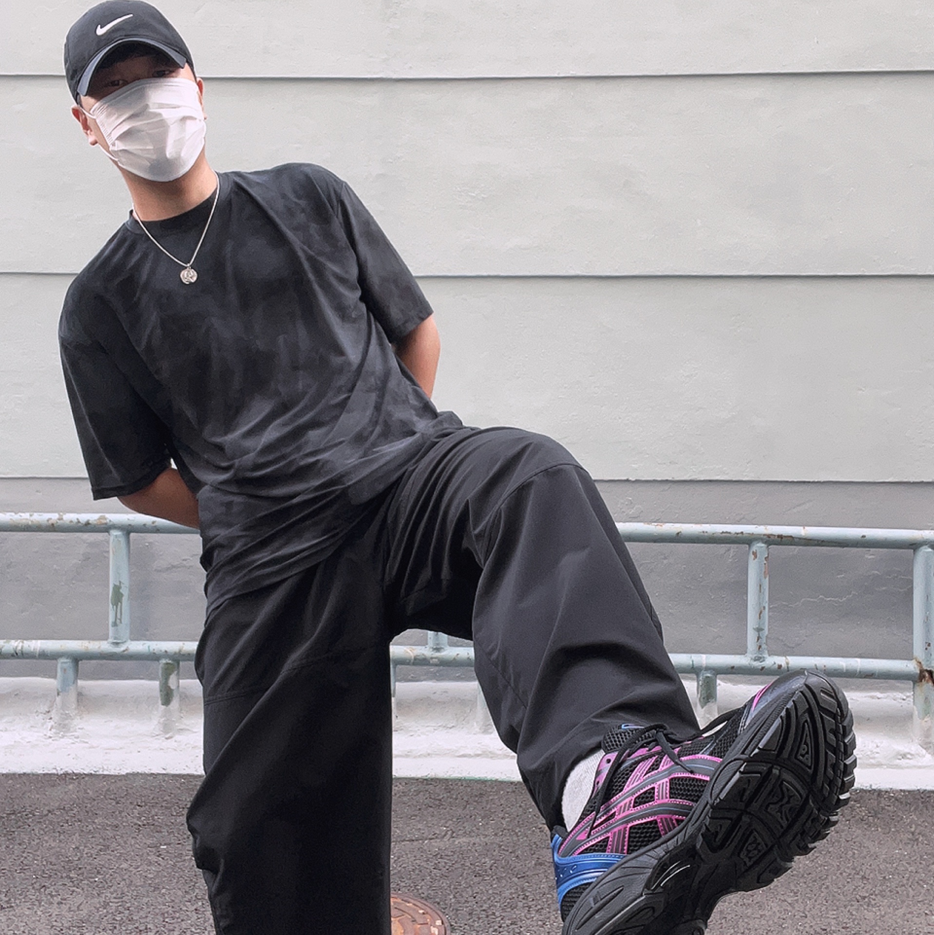 Asics Gel-Kayano 14 Black Lake Drive 착용 스타일 - 1
