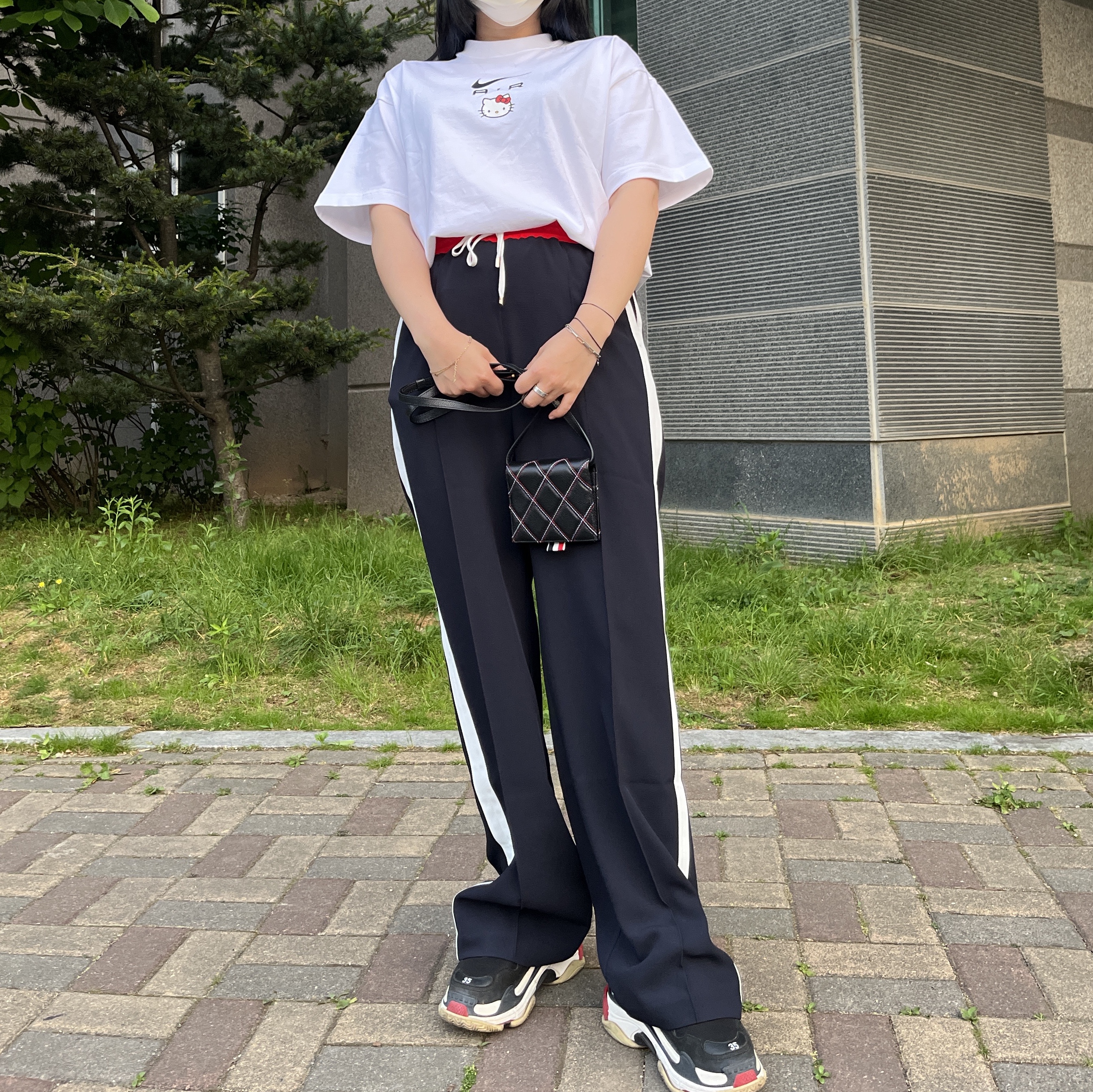 Nike x Hello Kitty NRG Air T-Shirt White - Asia 착용 스타일
