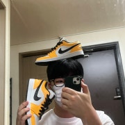 KREAM 프로필 이미지