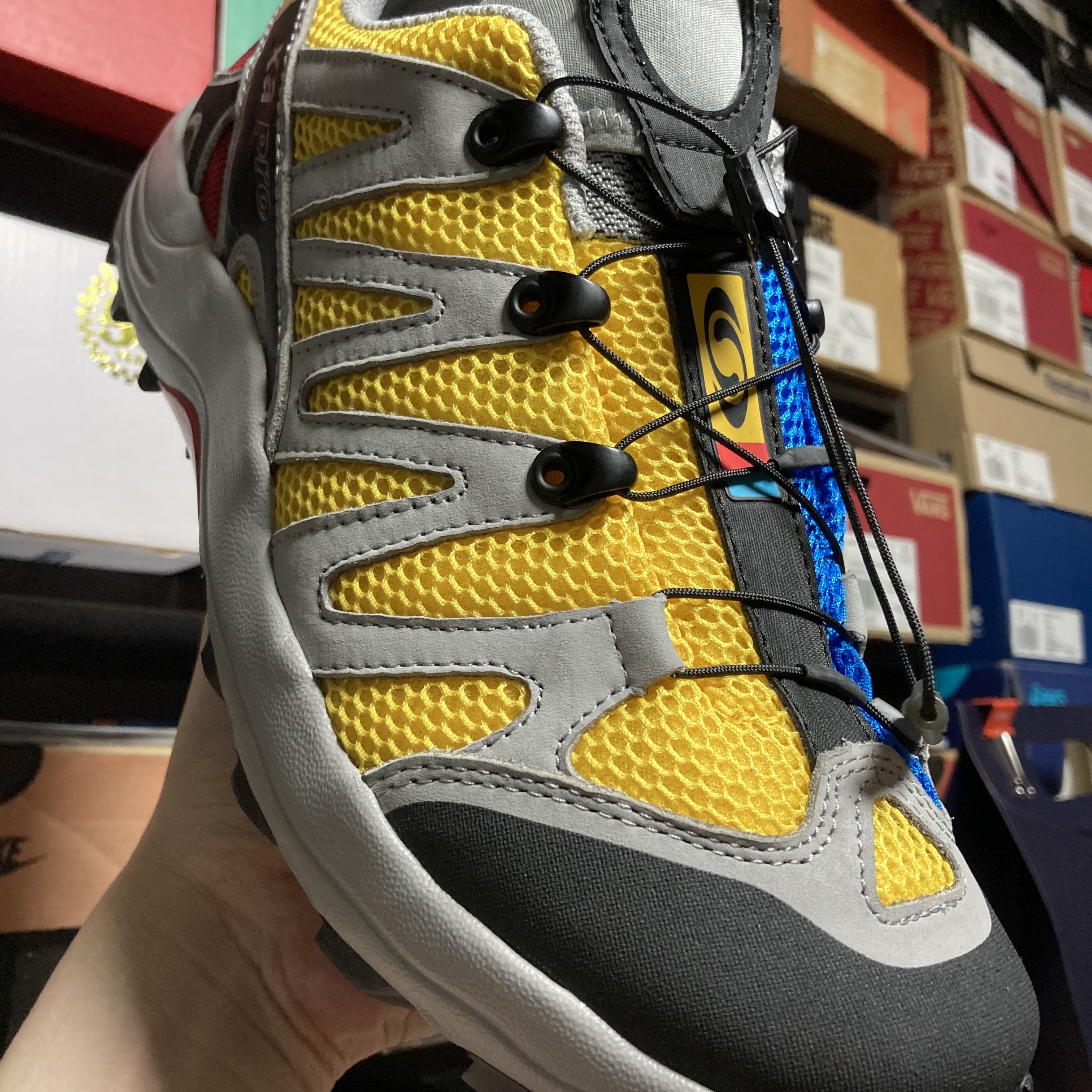 Salomon XA Pro 1 ADV Sulphur Indigo Bunting 착용 스타일 - 1