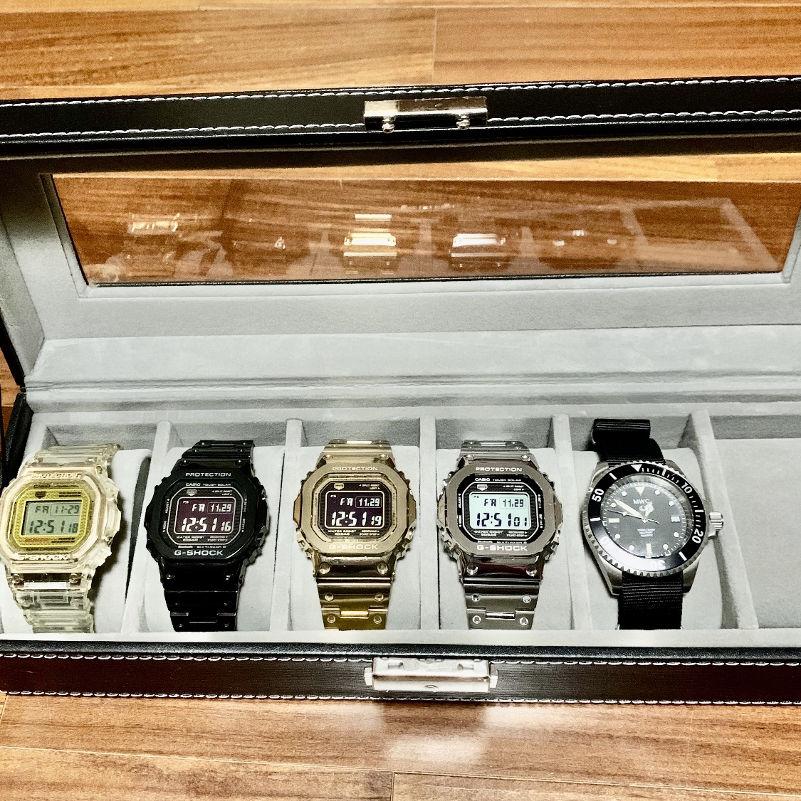 Casio G-Shock GMW-B5000D-1, Casio G-Shock GMW-B5000GD-9 착용 스타일