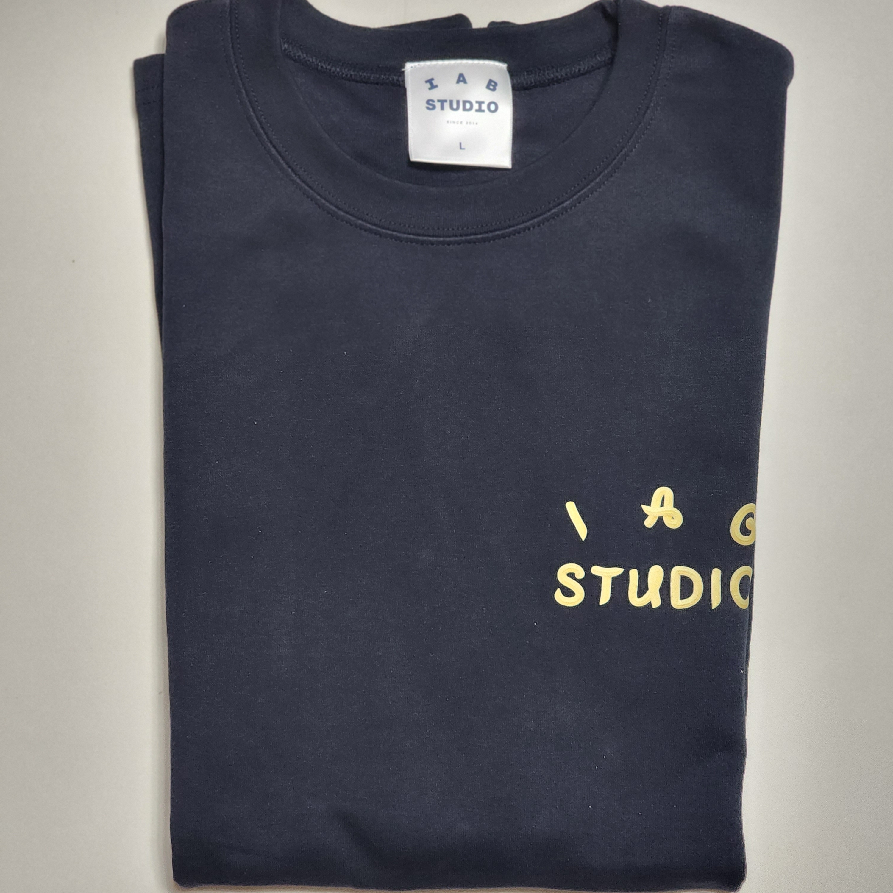 IAB Studio x Ottogi Mayonnaise 50th Anniversary T-Shirt Navy 착용 스타일 - 3
