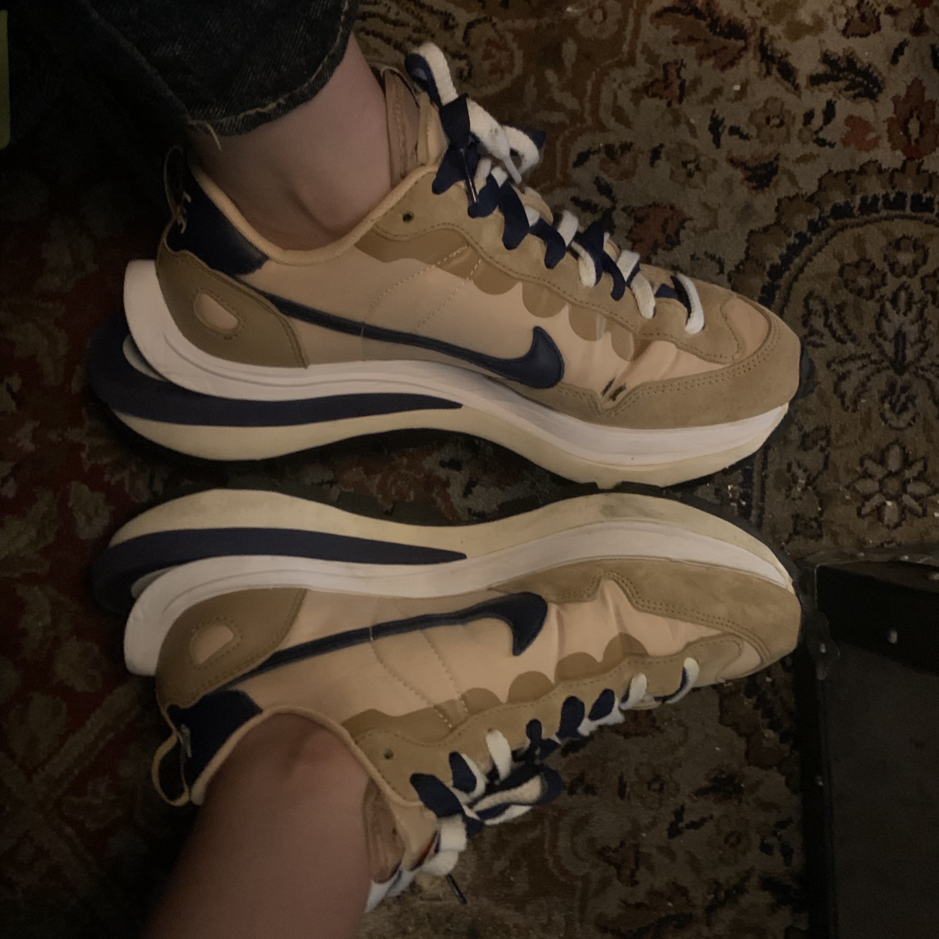 Nike x Sacai VaporWaffle Sesame and Blue Void 착용 스타일 - 1