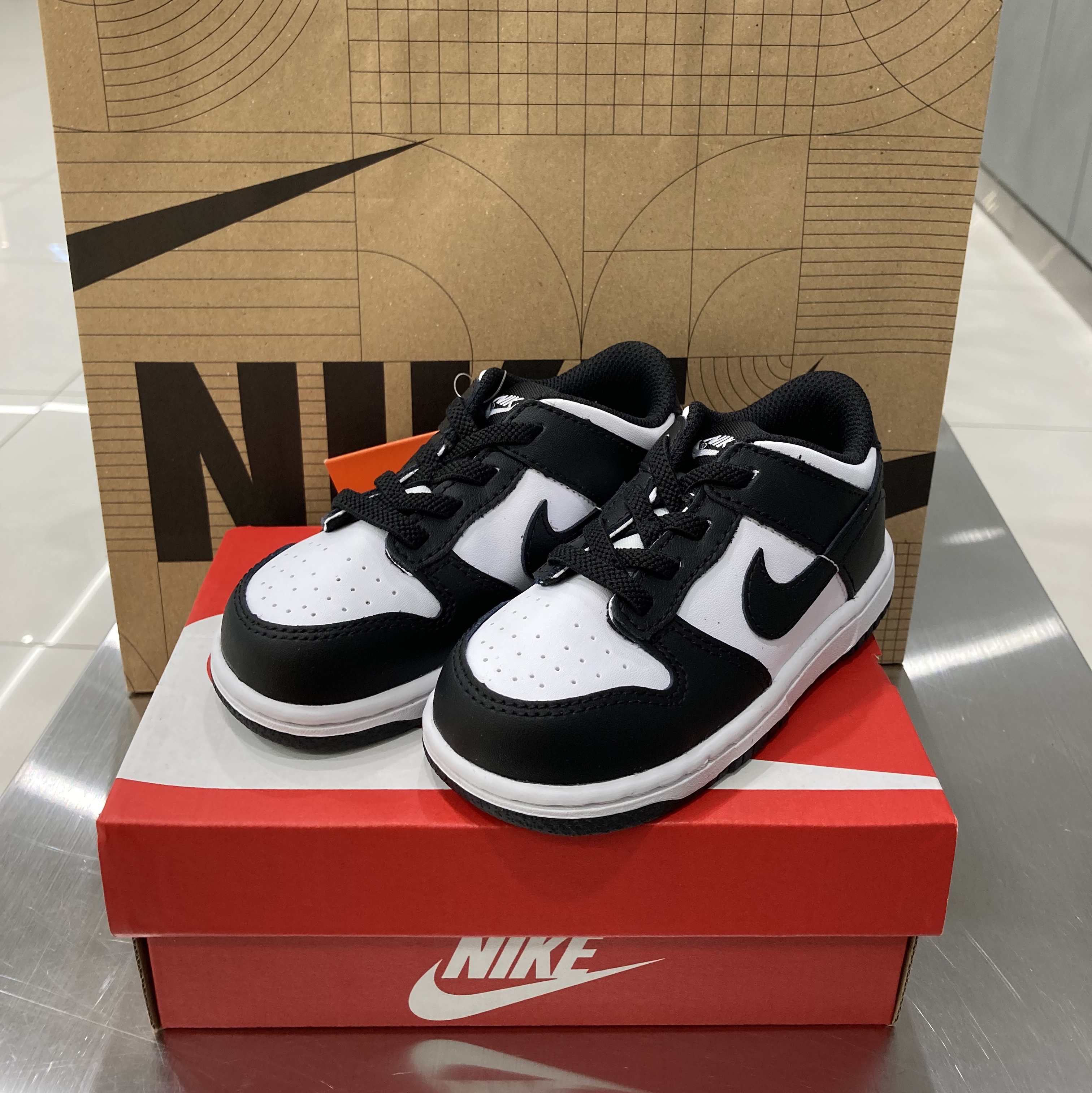 (TD) Nike Dunk Low Black 착용 스타일