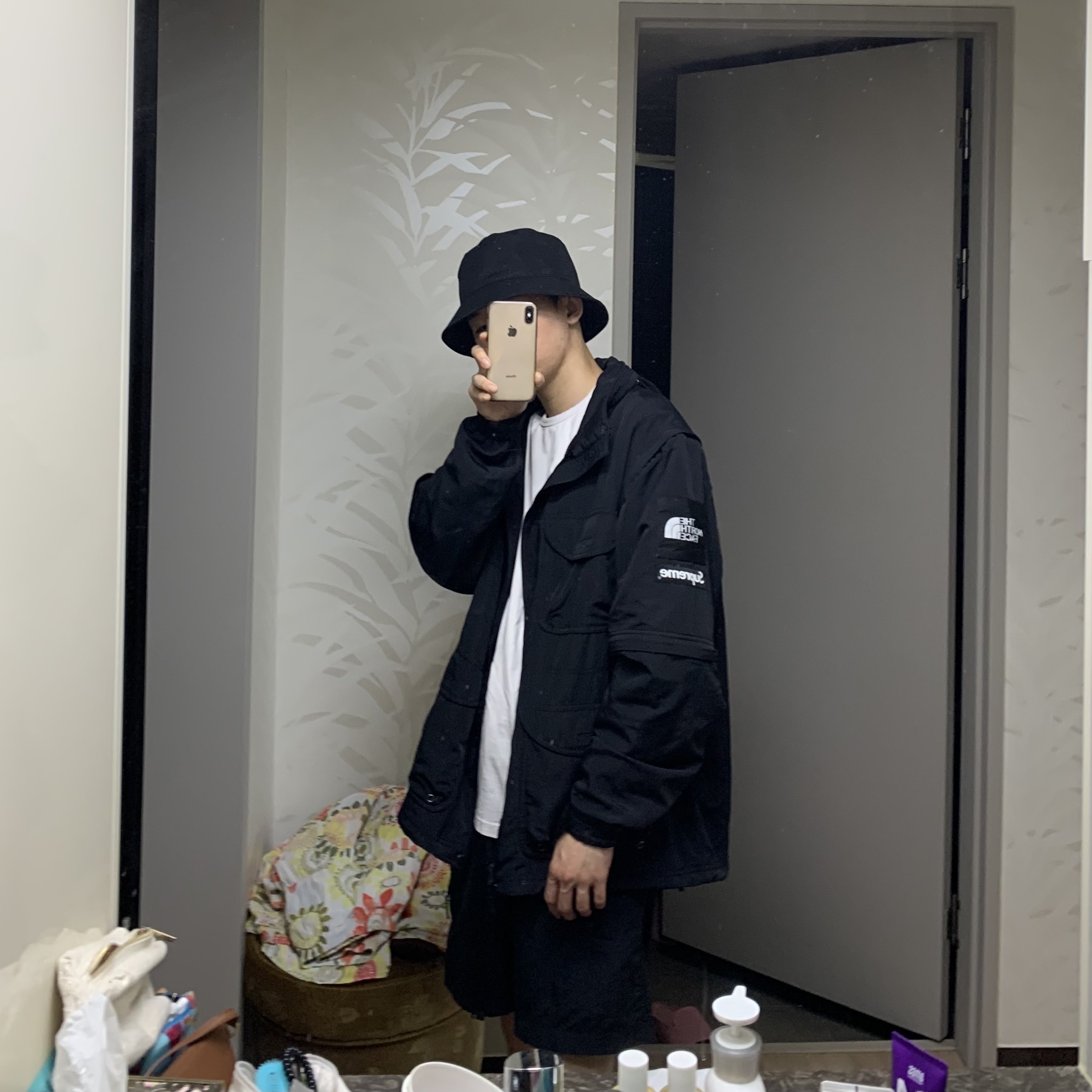 Supreme x The North Face Trekking Convertible Jacket Black - 22SS 착용 스타일 - 1
