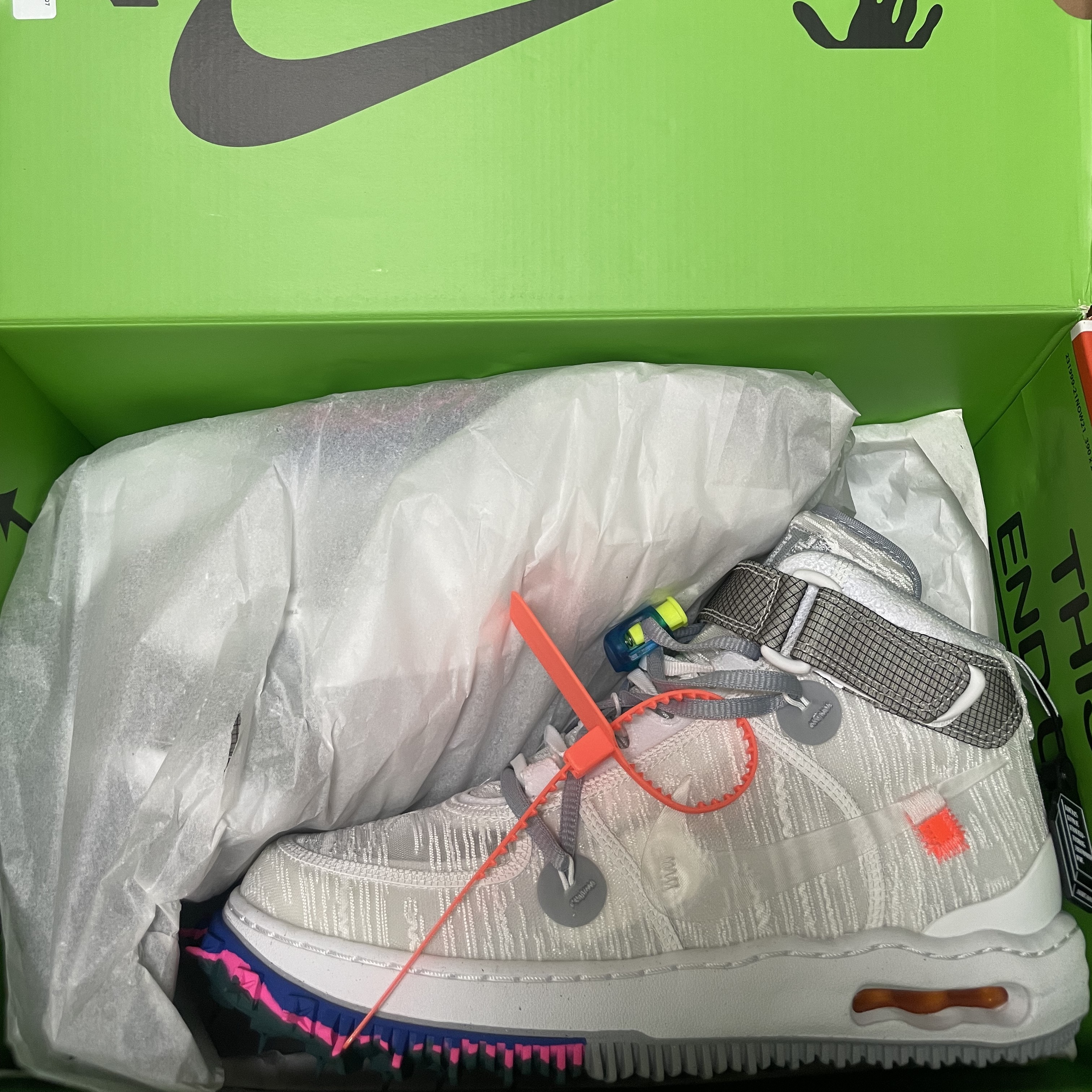 Nike x Off-White Air Force 1 Mid SP White 착용 스타일