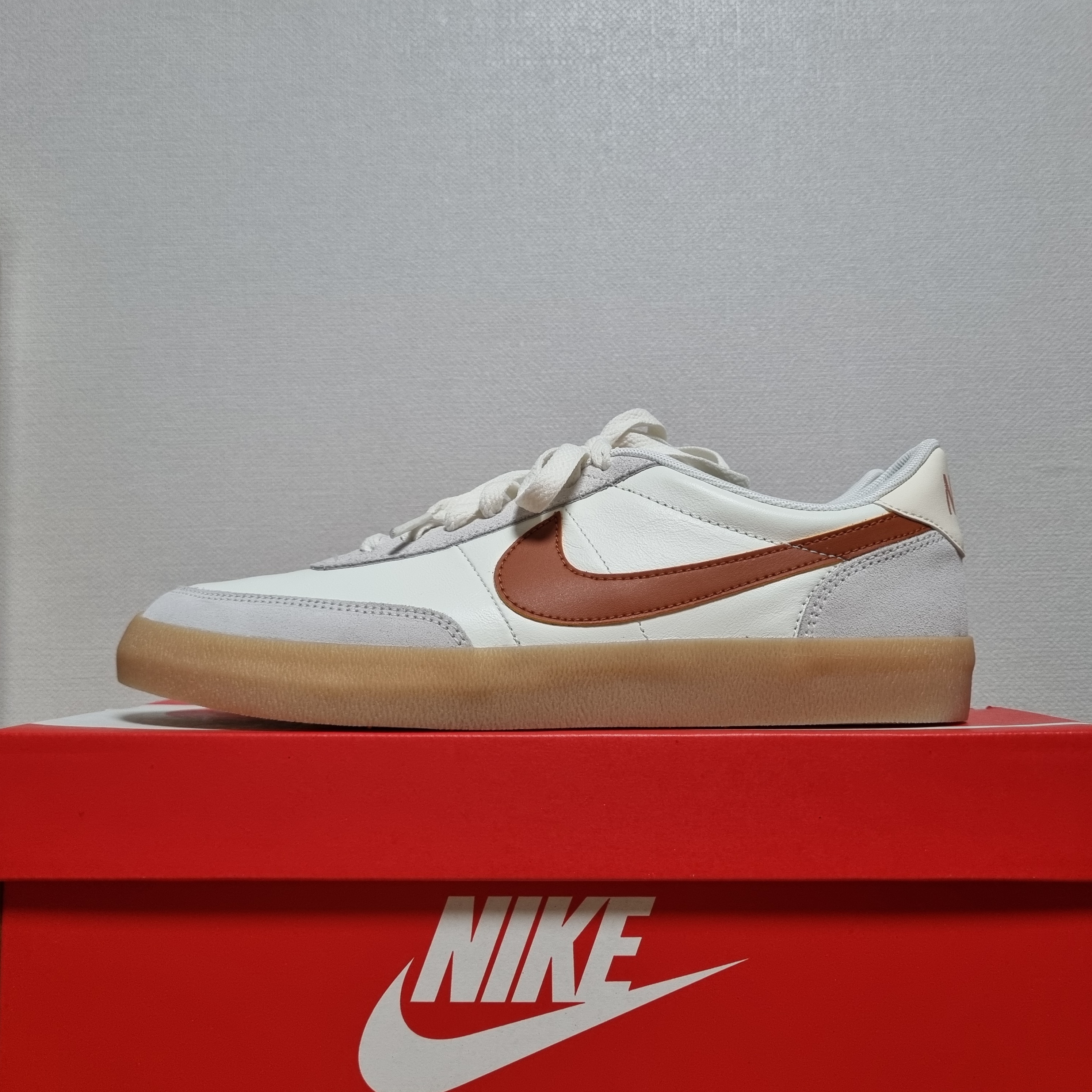 Nike Killshot 2 Leather Sail Desert Orange 착용 스타일 - 1