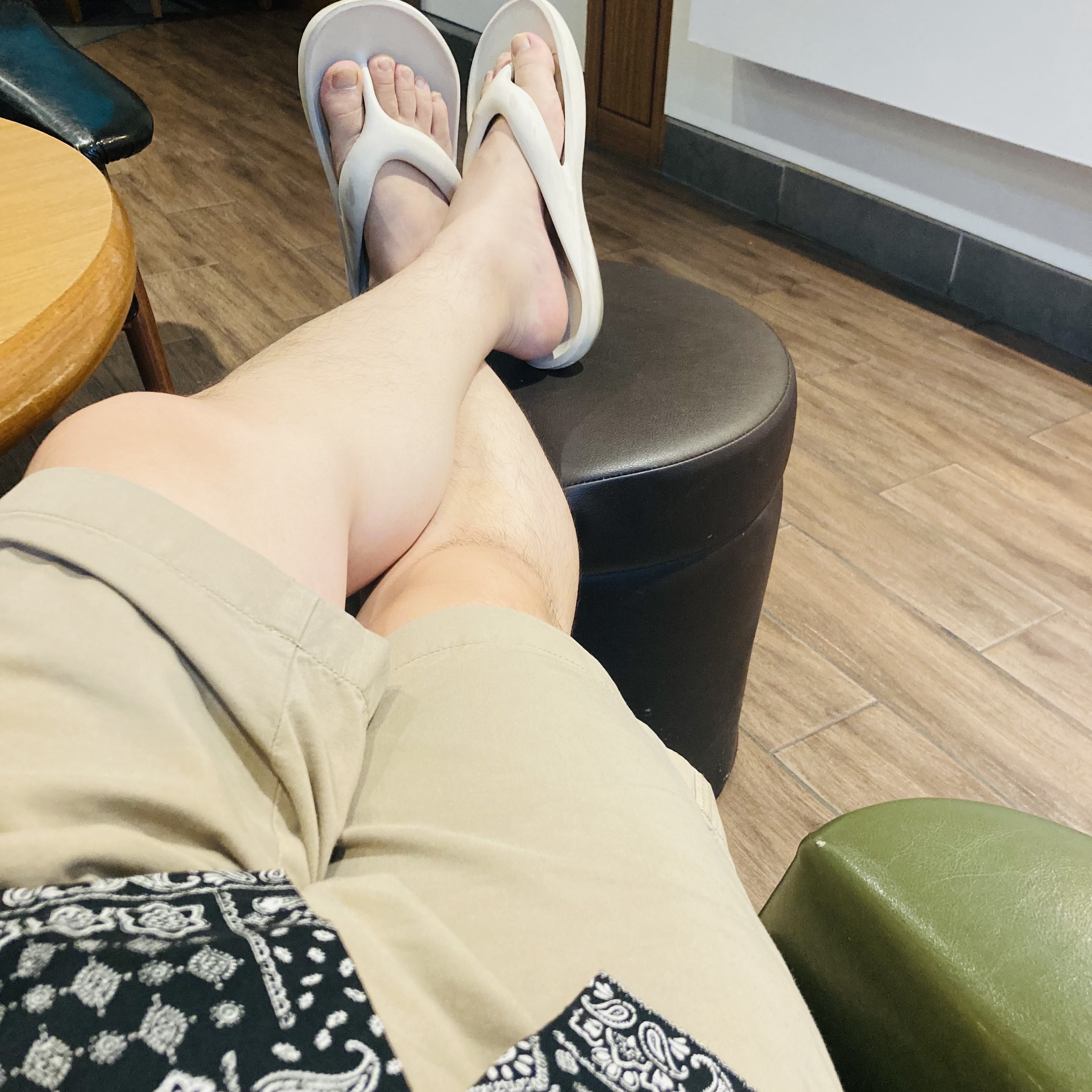 New Balance x Taw&Toe Flip Flop Ivory 착용 스타일
