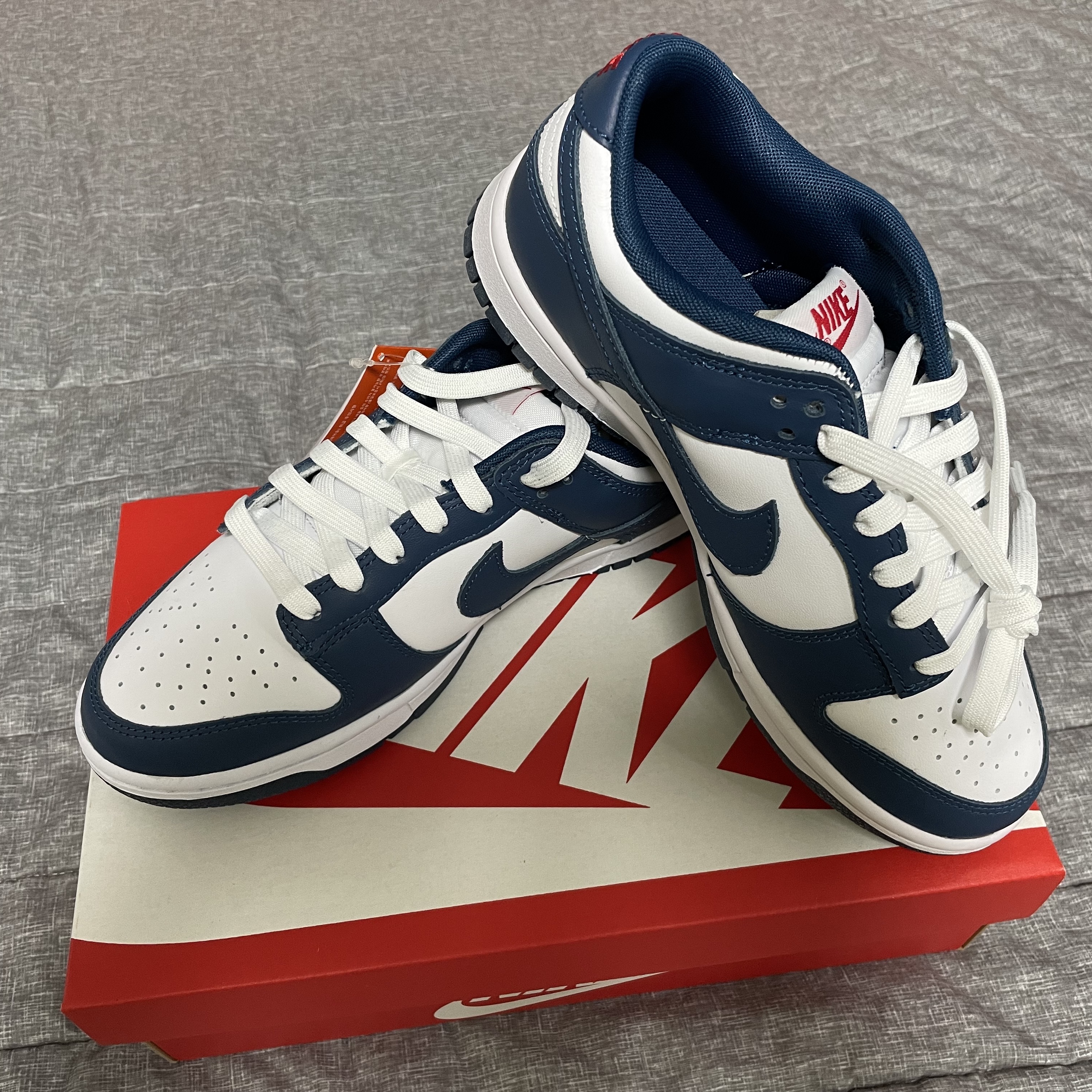 Nike Dunk Low Retro Valerian Blue 착용 스타일 - 2