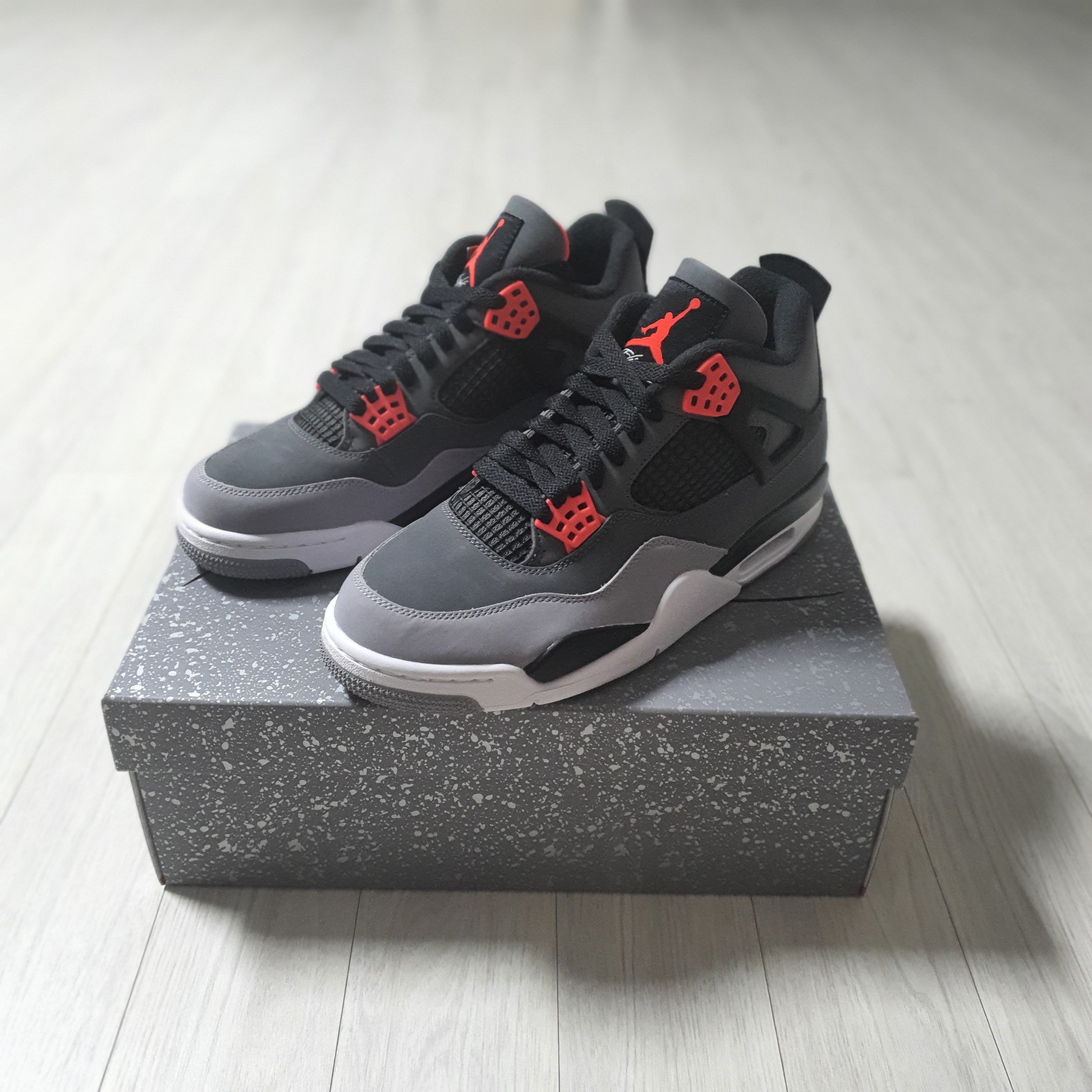 Jordan 4 Retro Infrared 착용 스타일