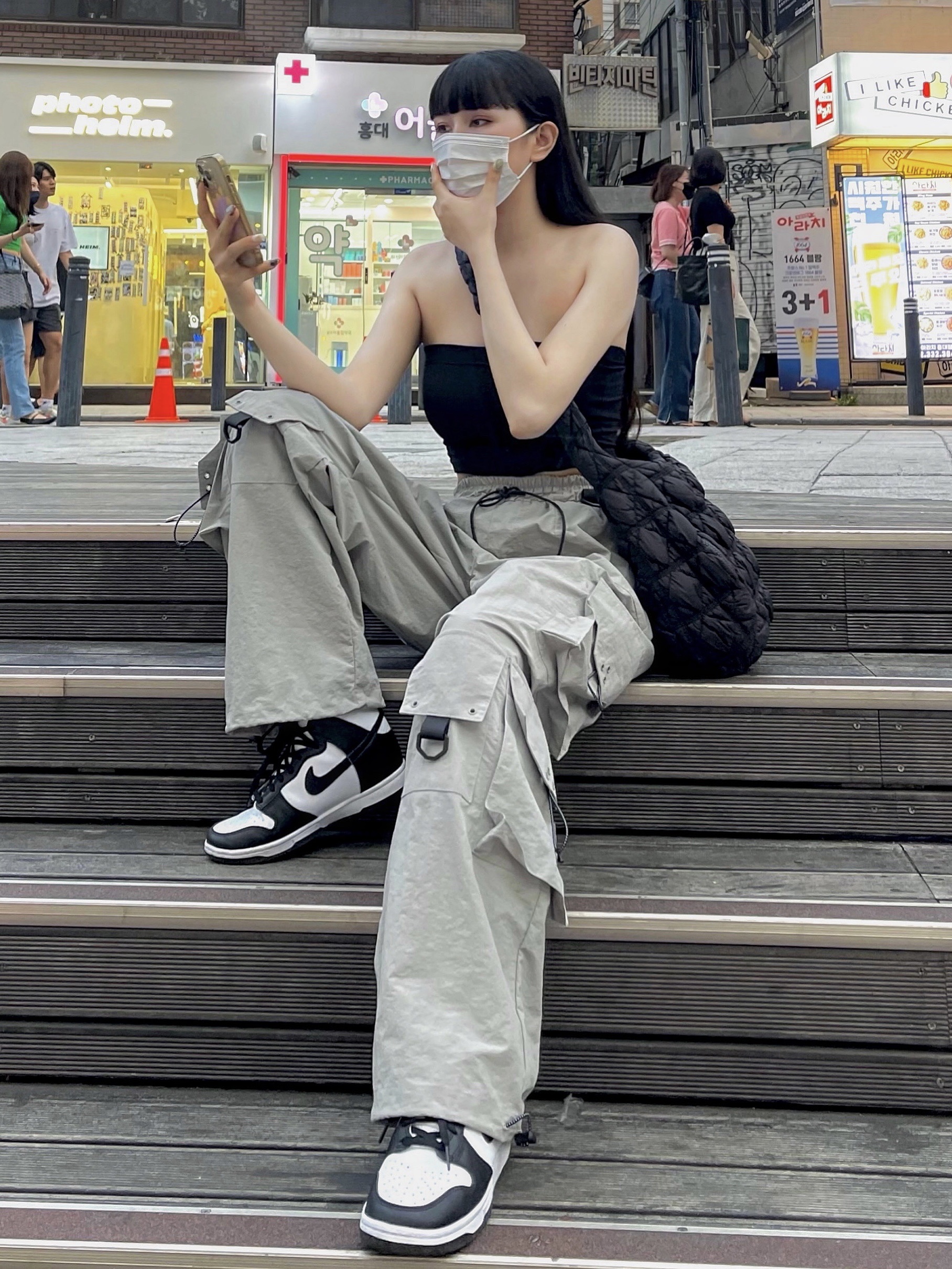 (W) Nike Dunk High Black and White 착용 스타일