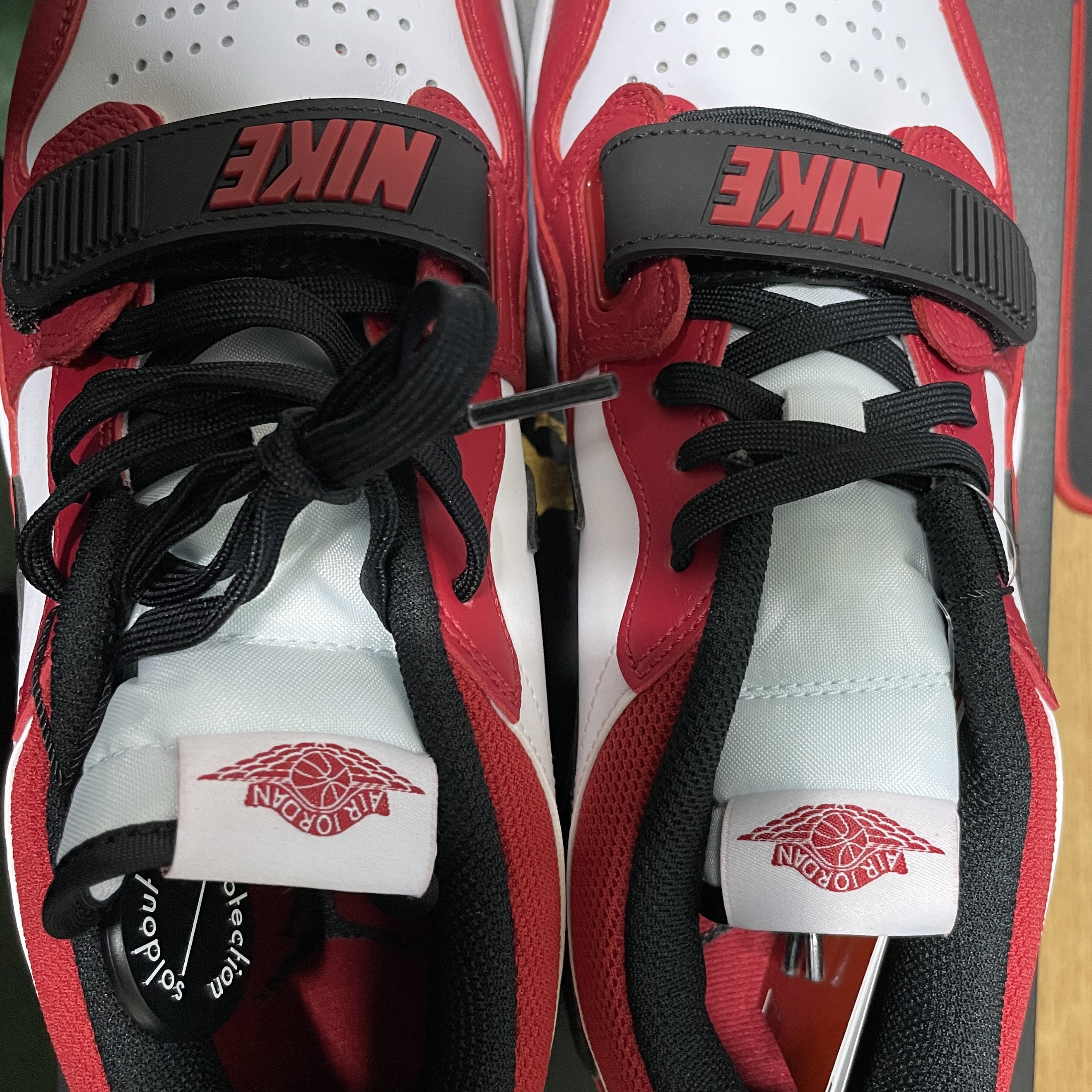Jordan Legacy 312 Low Chicago 2022 착용 스타일 - 2