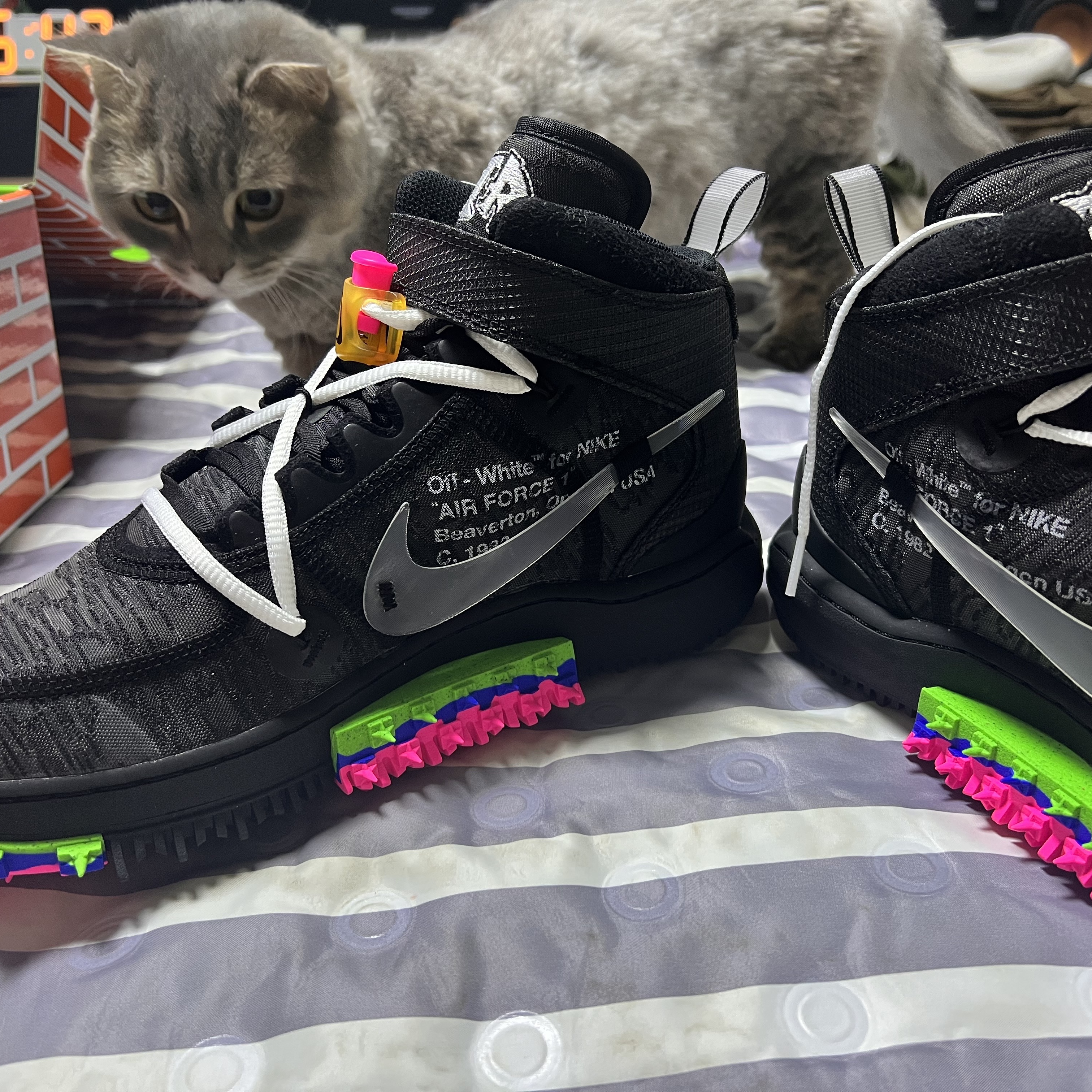 Nike x Off-White Air Force 1 Mid SP Black 착용 스타일