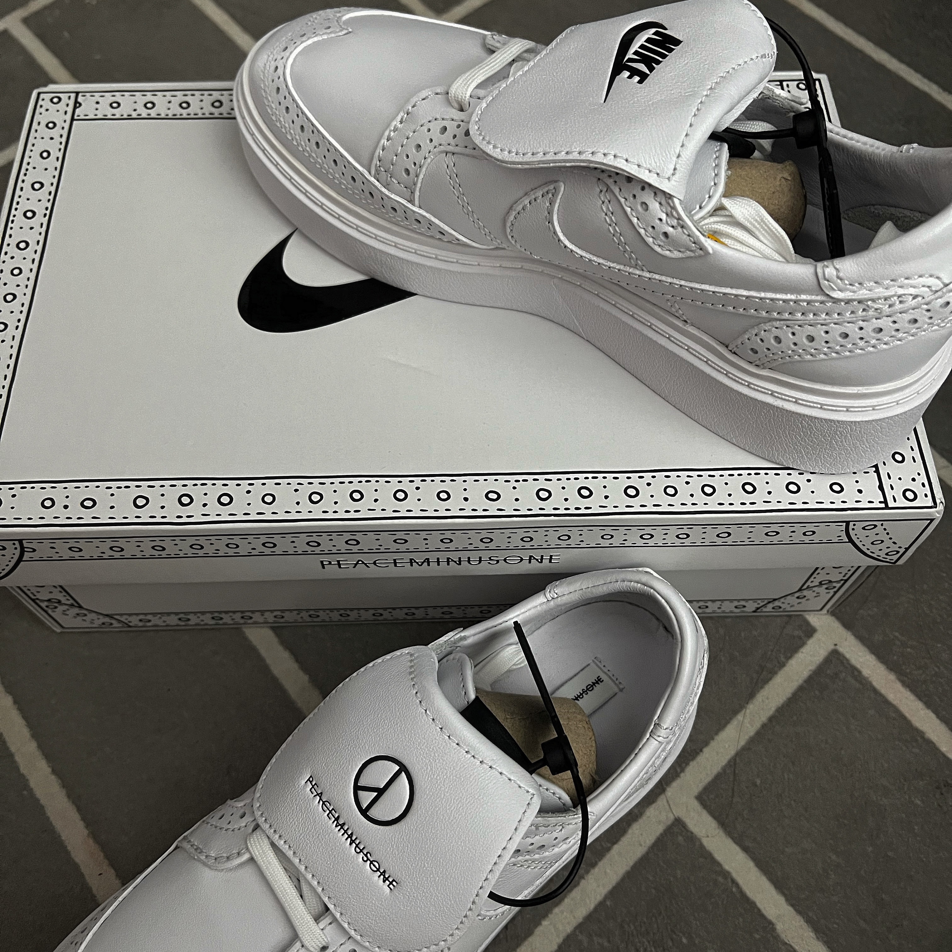 Nike x Peaceminusone Kwondo1 White 착용 스타일