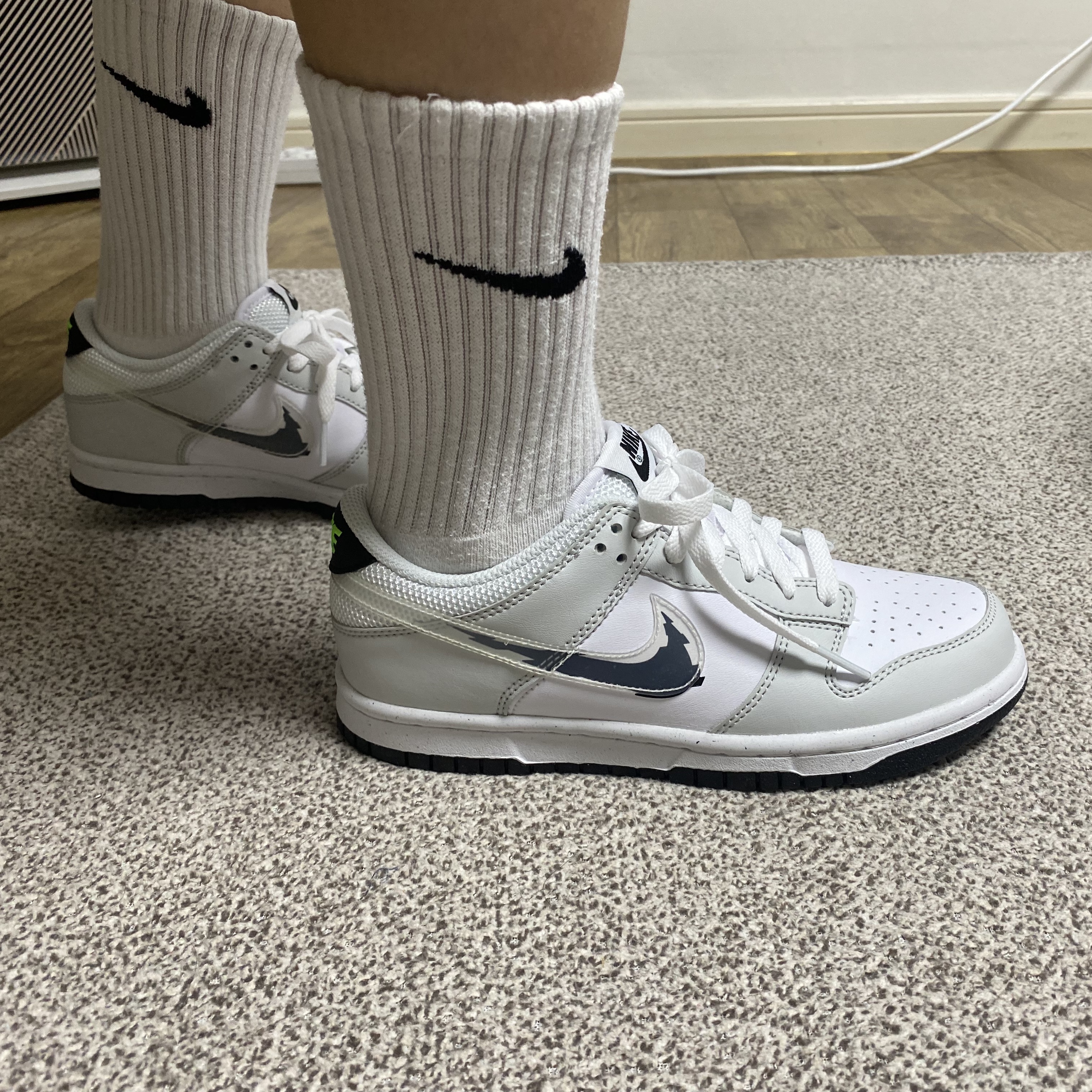(GS) Nike Dunk Low Photon Dust 착용 스타일