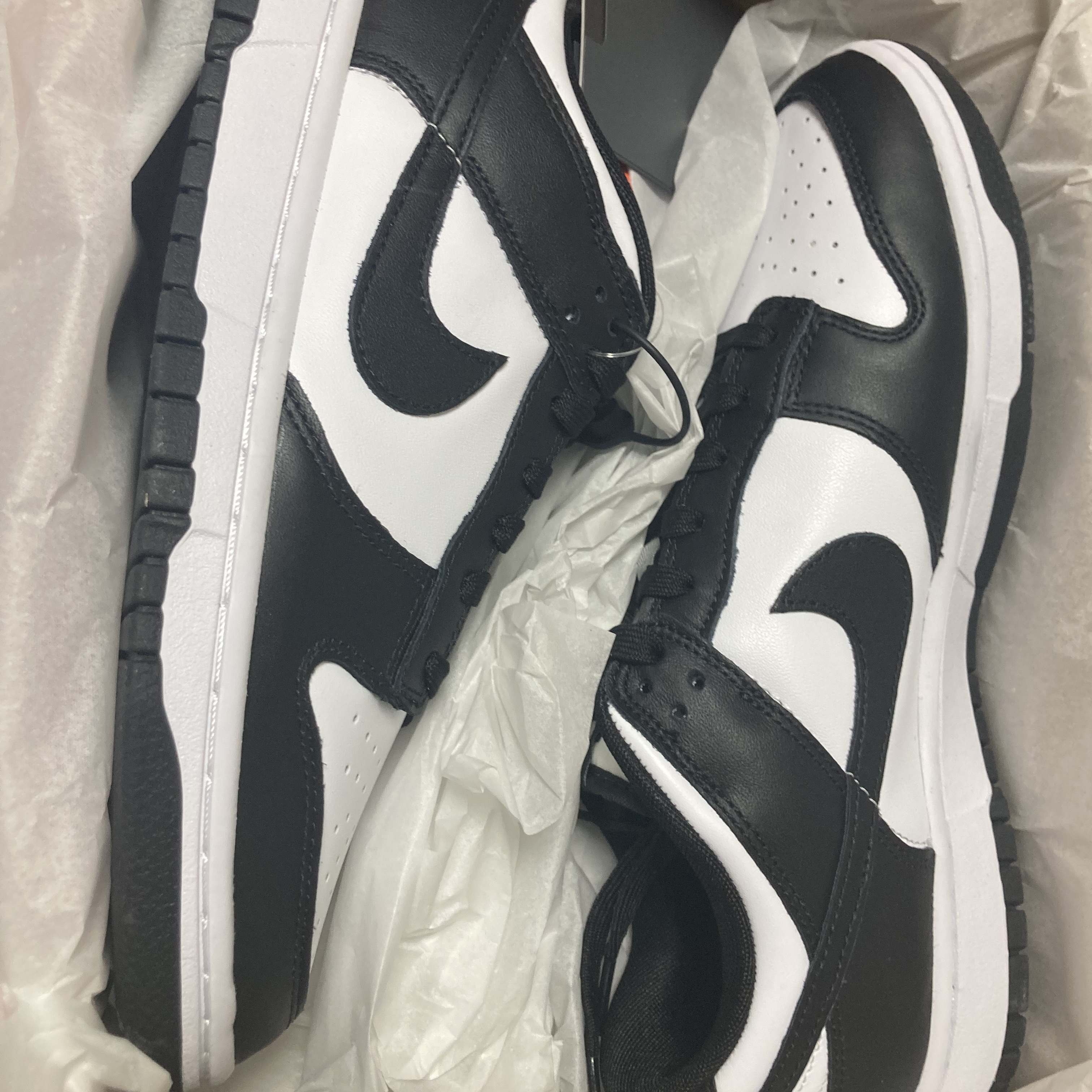 Nike Dunk Low Retro Black 착용 스타일