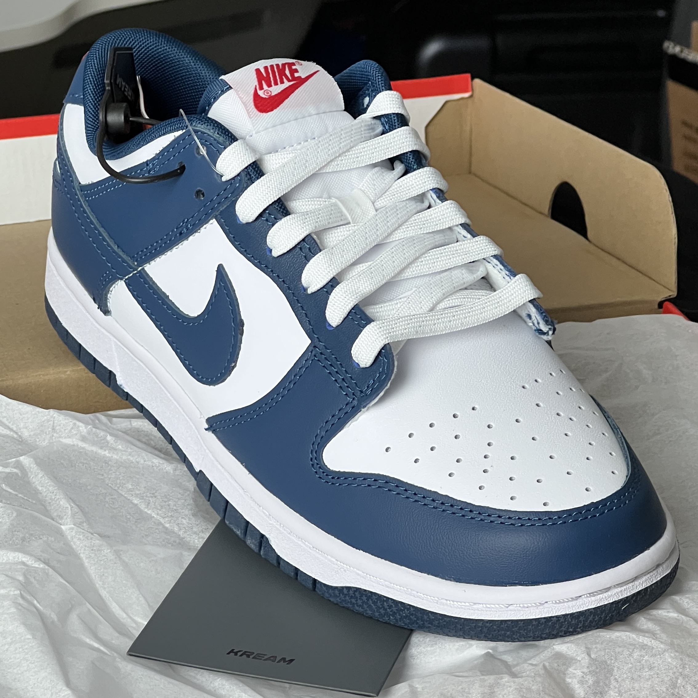 Nike Dunk Low Retro Valerian Blue 착용 스타일 - 1