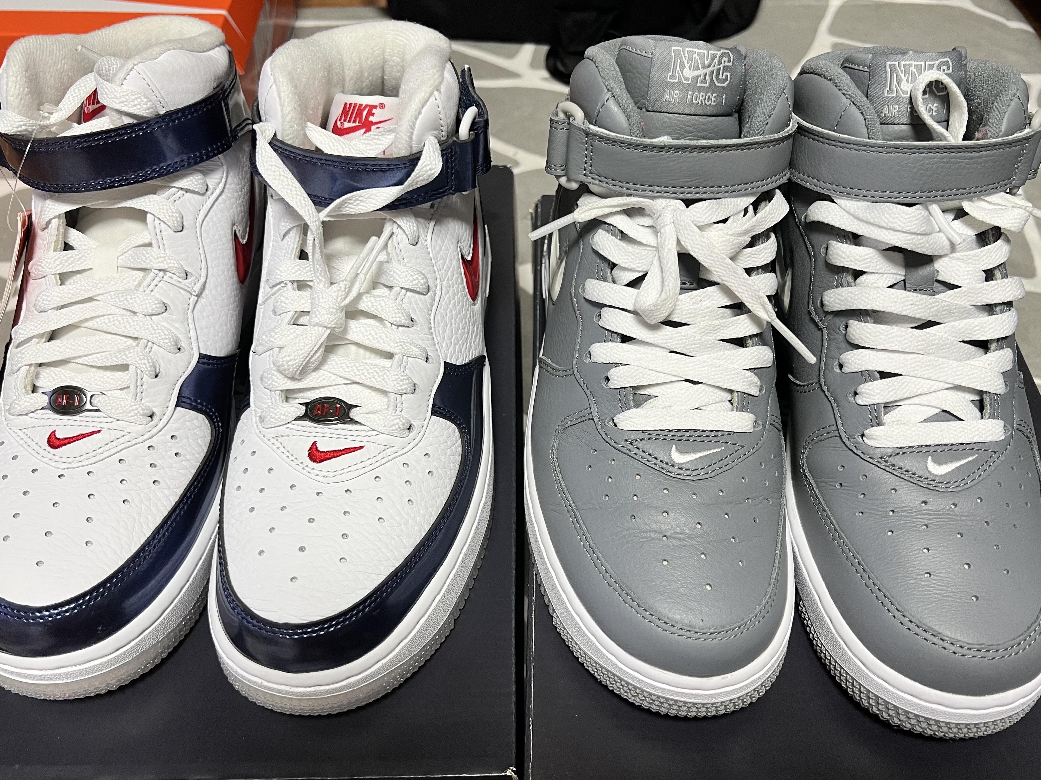 Nike Air Force 1 Mid QS University Red and Midnight Navy, Nike Air Force 1 Mid QS NYC Cool Grey 착용 스타일