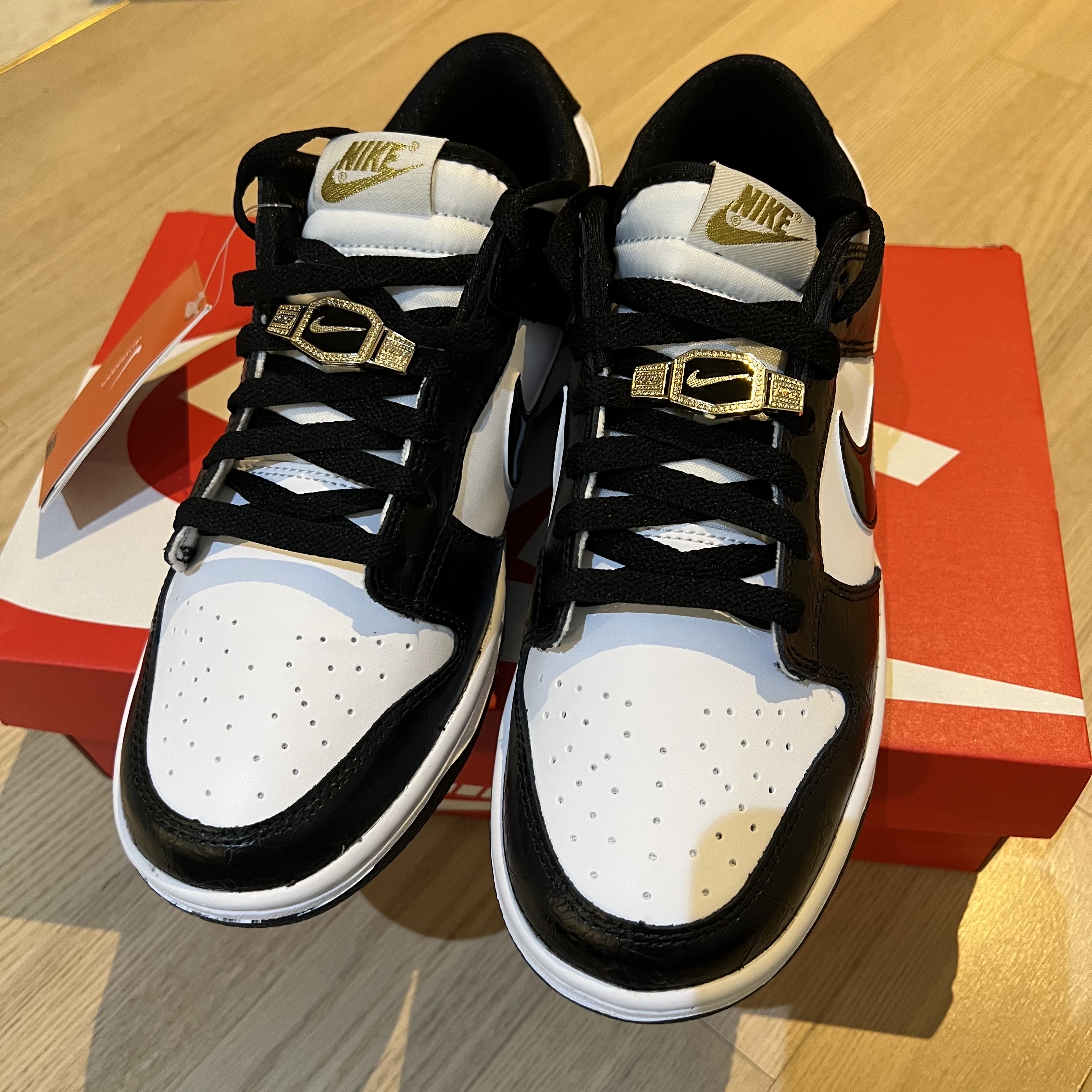 Nike Dunk Low Retro SE Black 착용 스타일 - 1