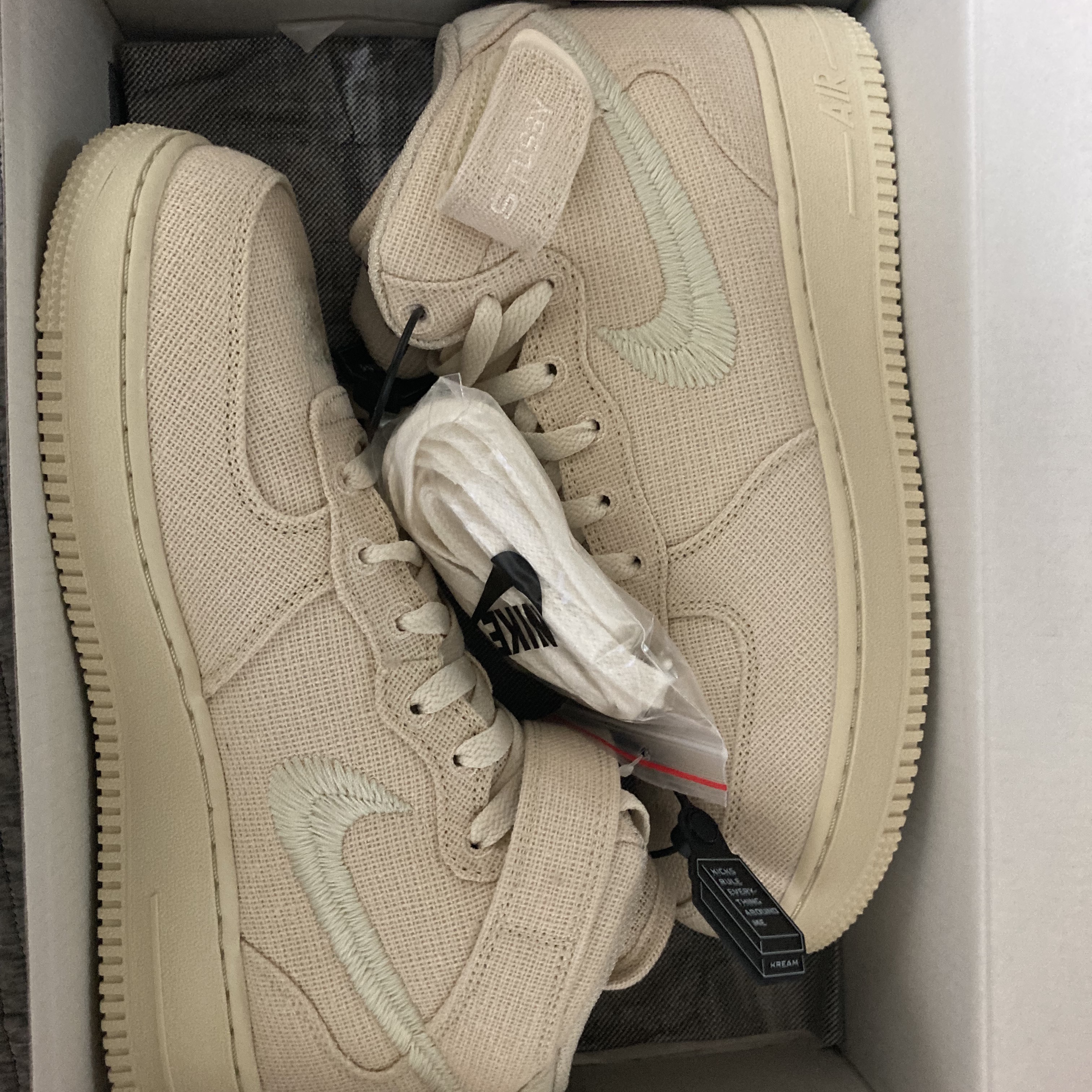 Nike x Stussy Air Force 1 '07 Mid SP Fossil 착용 스타일 - 2