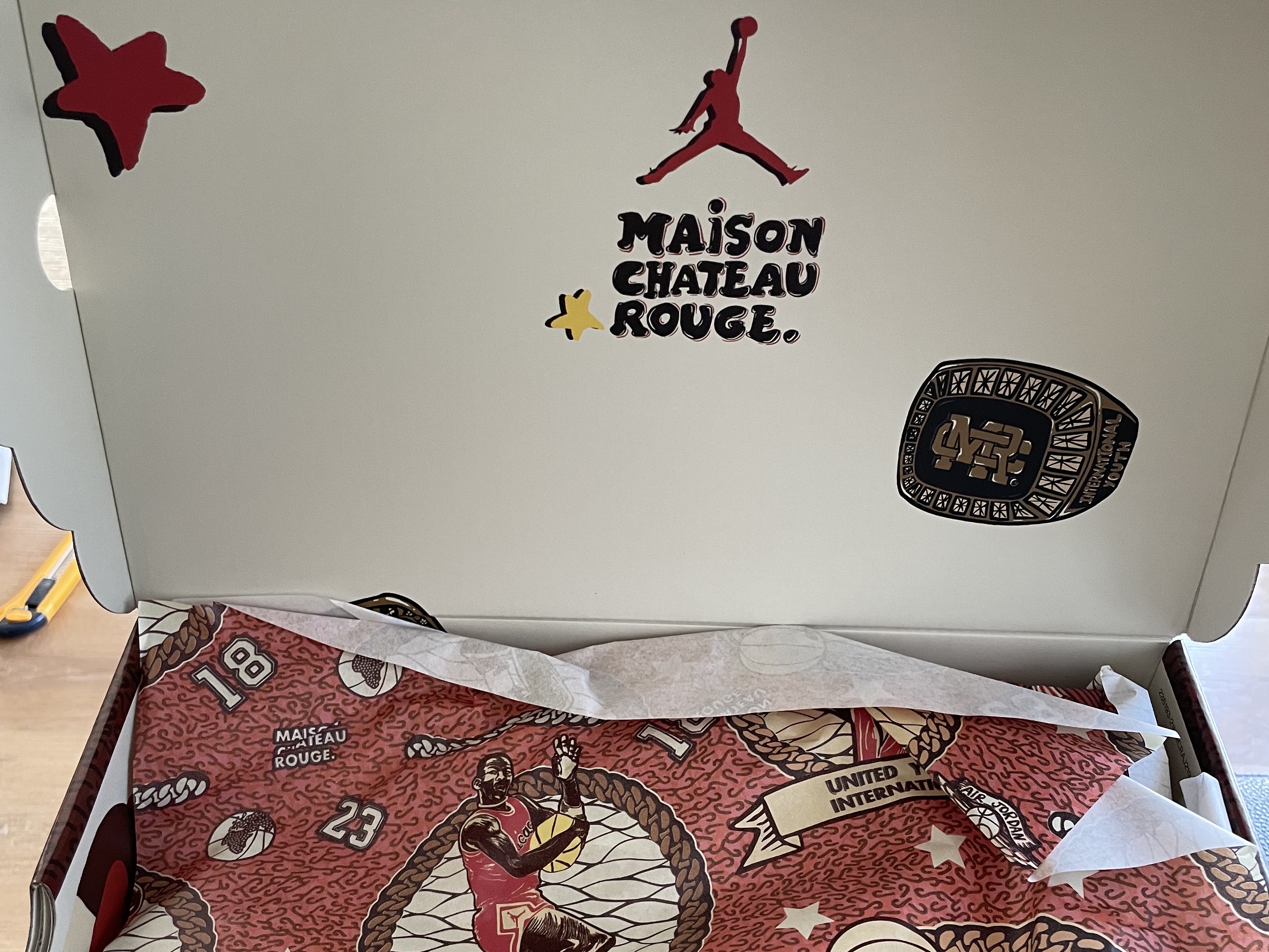 Jordan 2 x Maison Chateau Rouge Retro SP Orange and Sail 착용 스타일 - 4