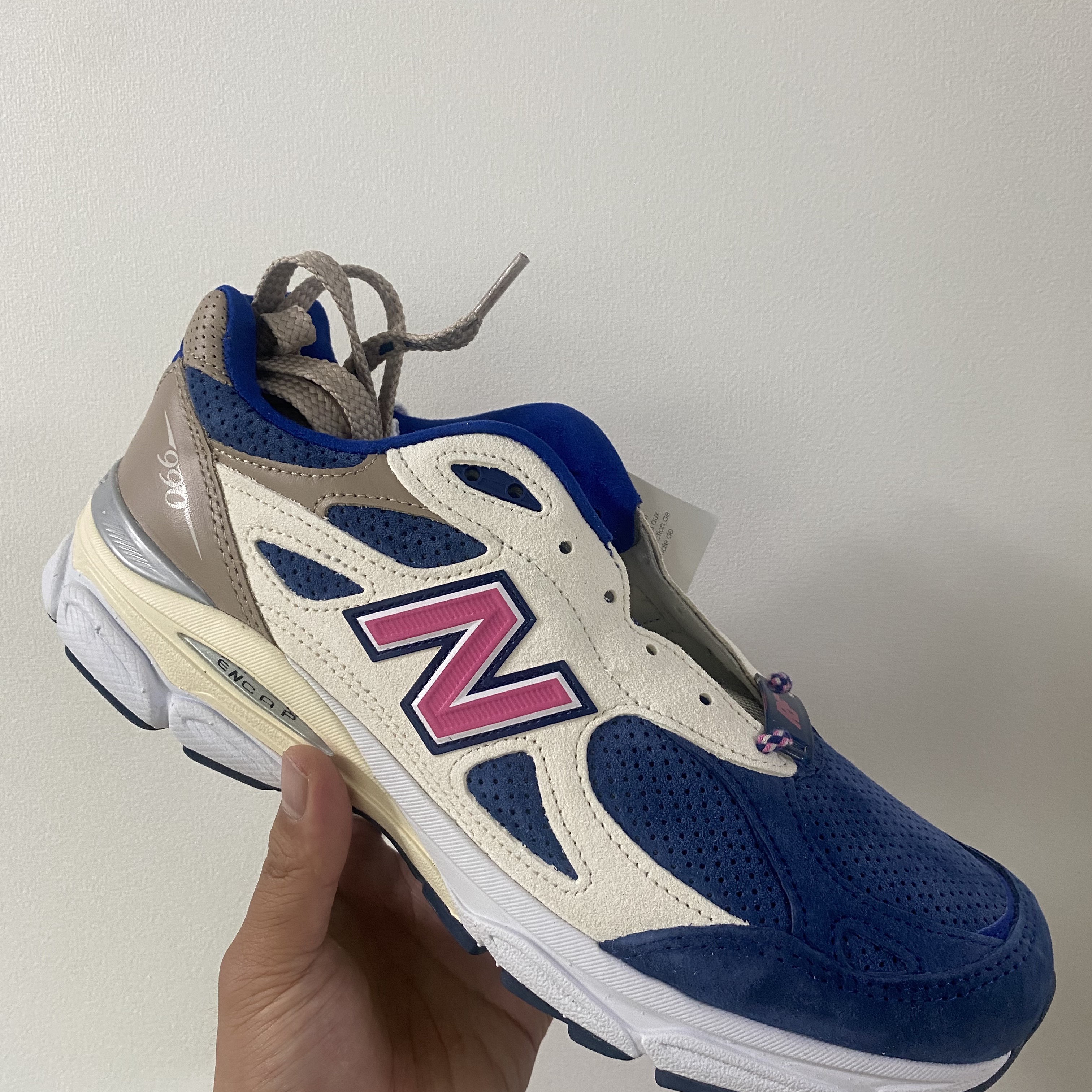 New Balance x Kith 990v3 Made in USA Daytona 착용 스타일 - 2