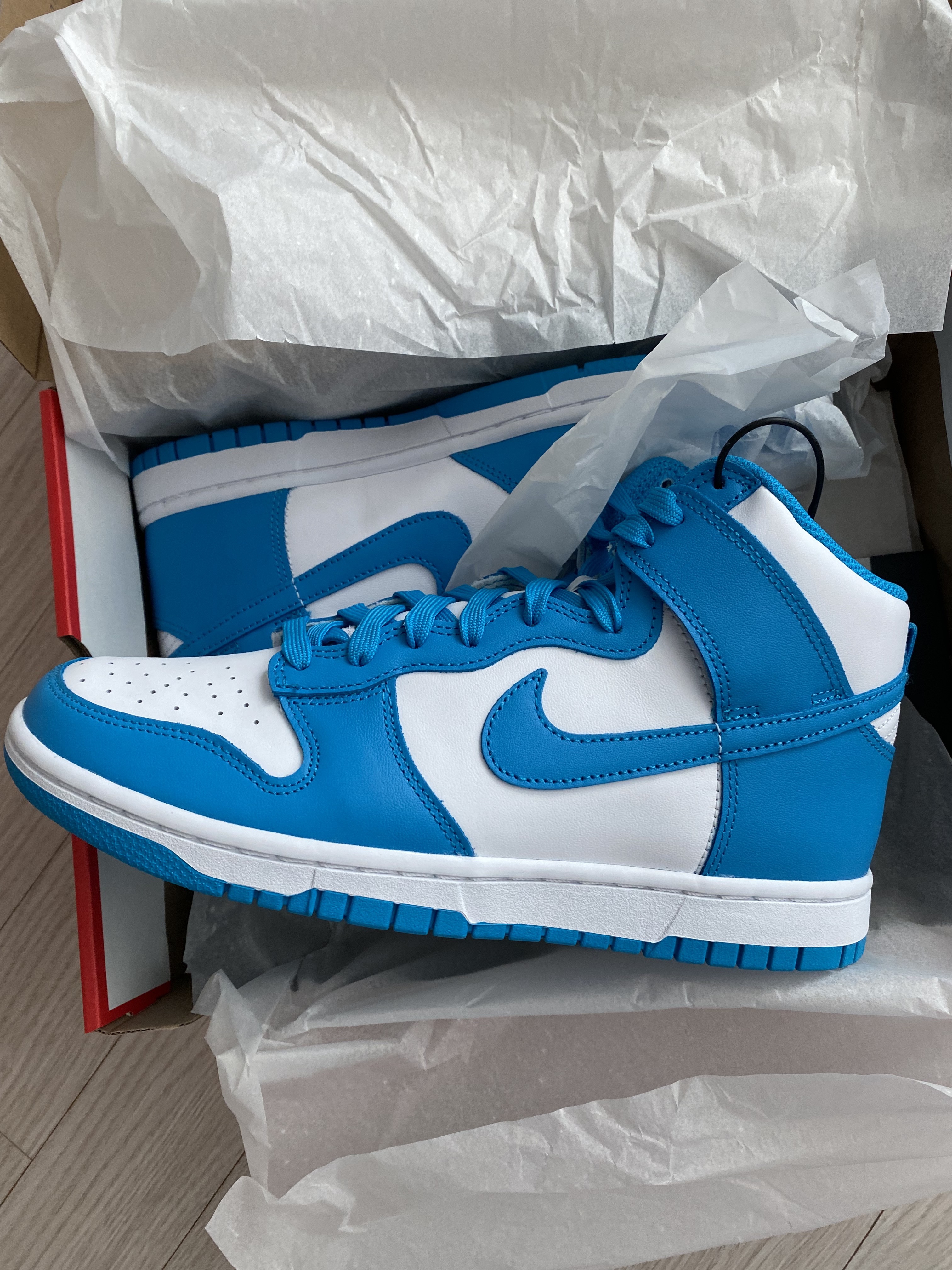 Nike Dunk High Retro Championship Blue 착용 스타일 - 1