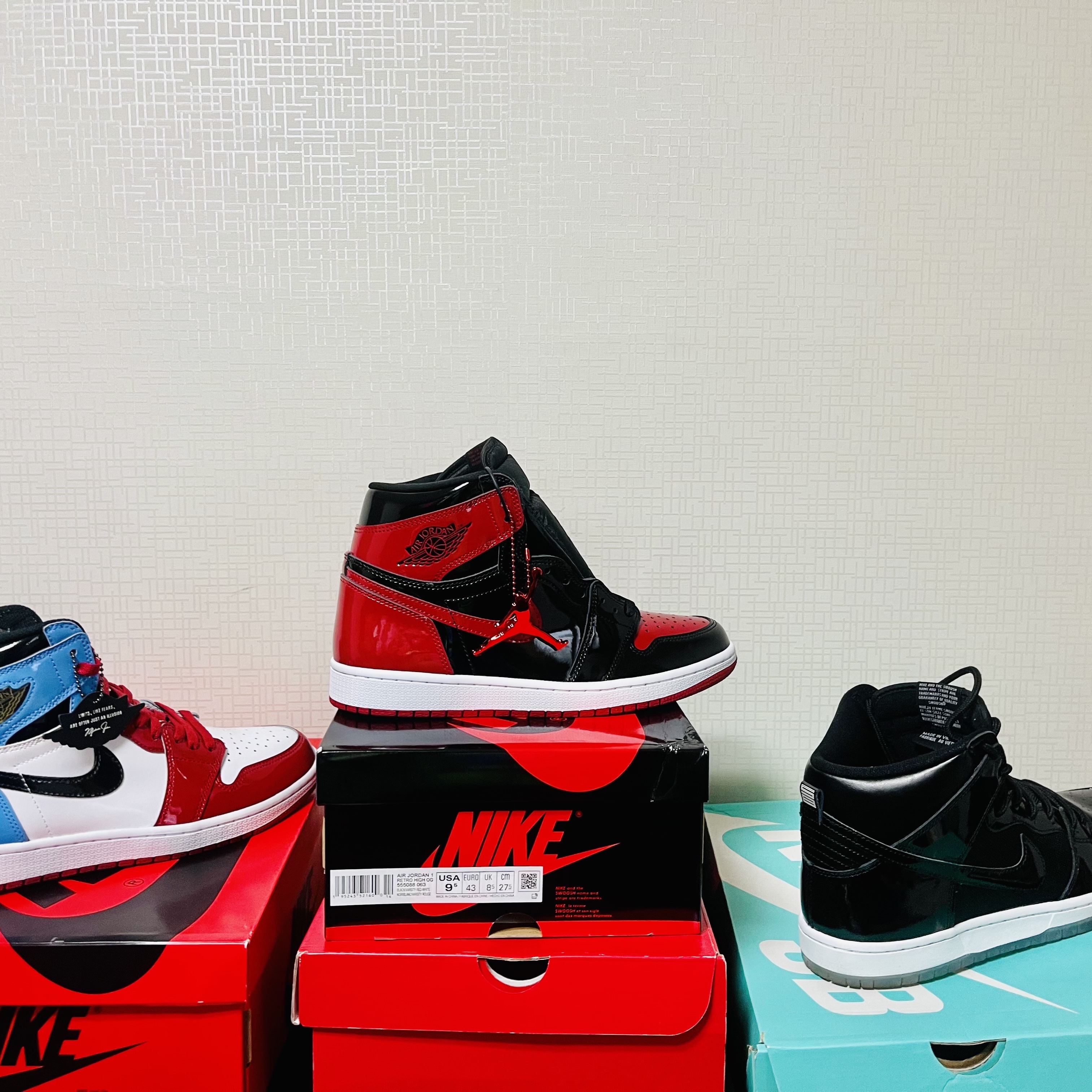 Jordan 1 Retro High OG Patent Bred, Jordan 1 Retro High Fearless UNC Chicago 착용 스타일 - 1