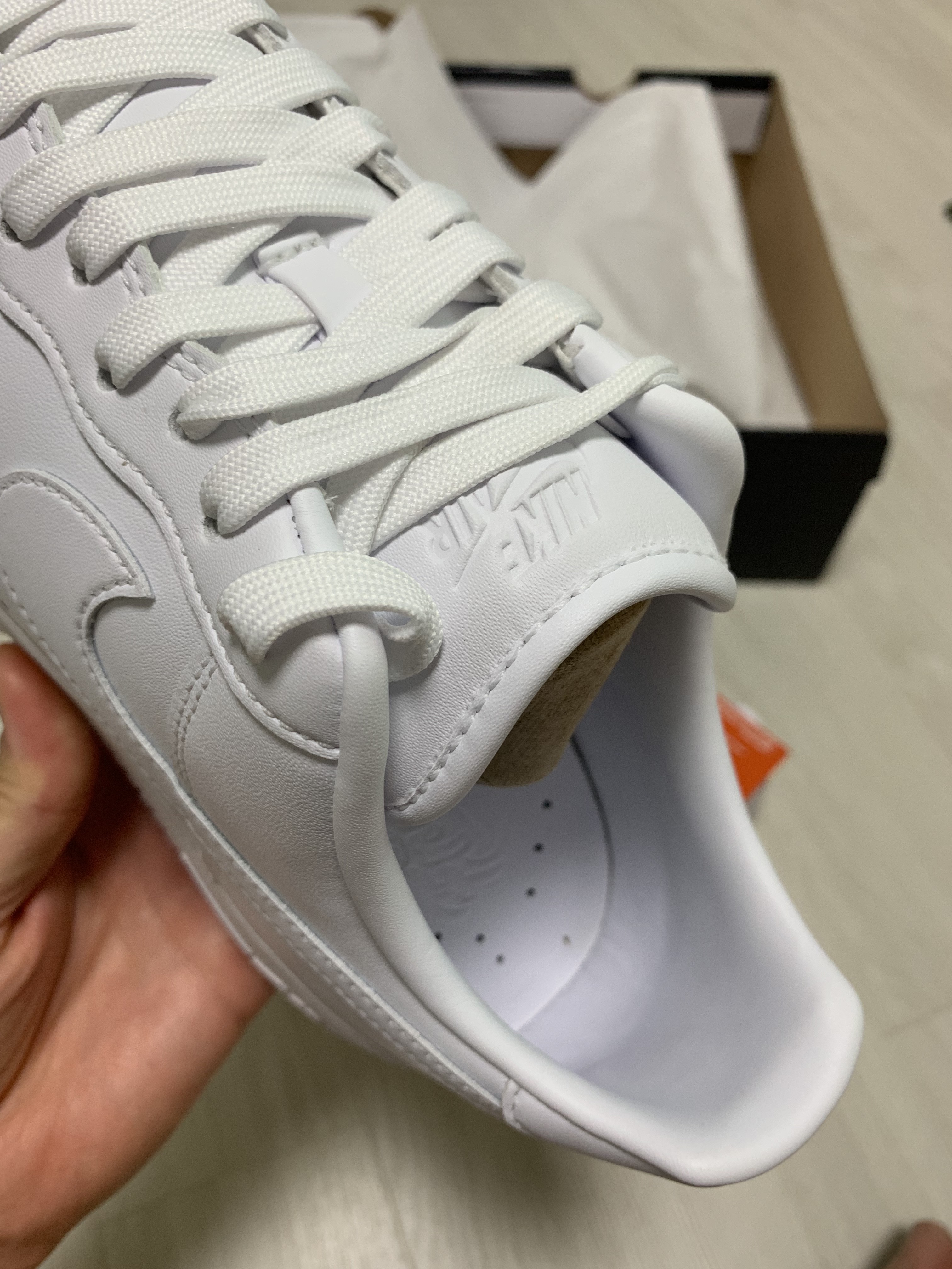 Nike Air Force 1 '07 Fresh White 착용 스타일 - 2