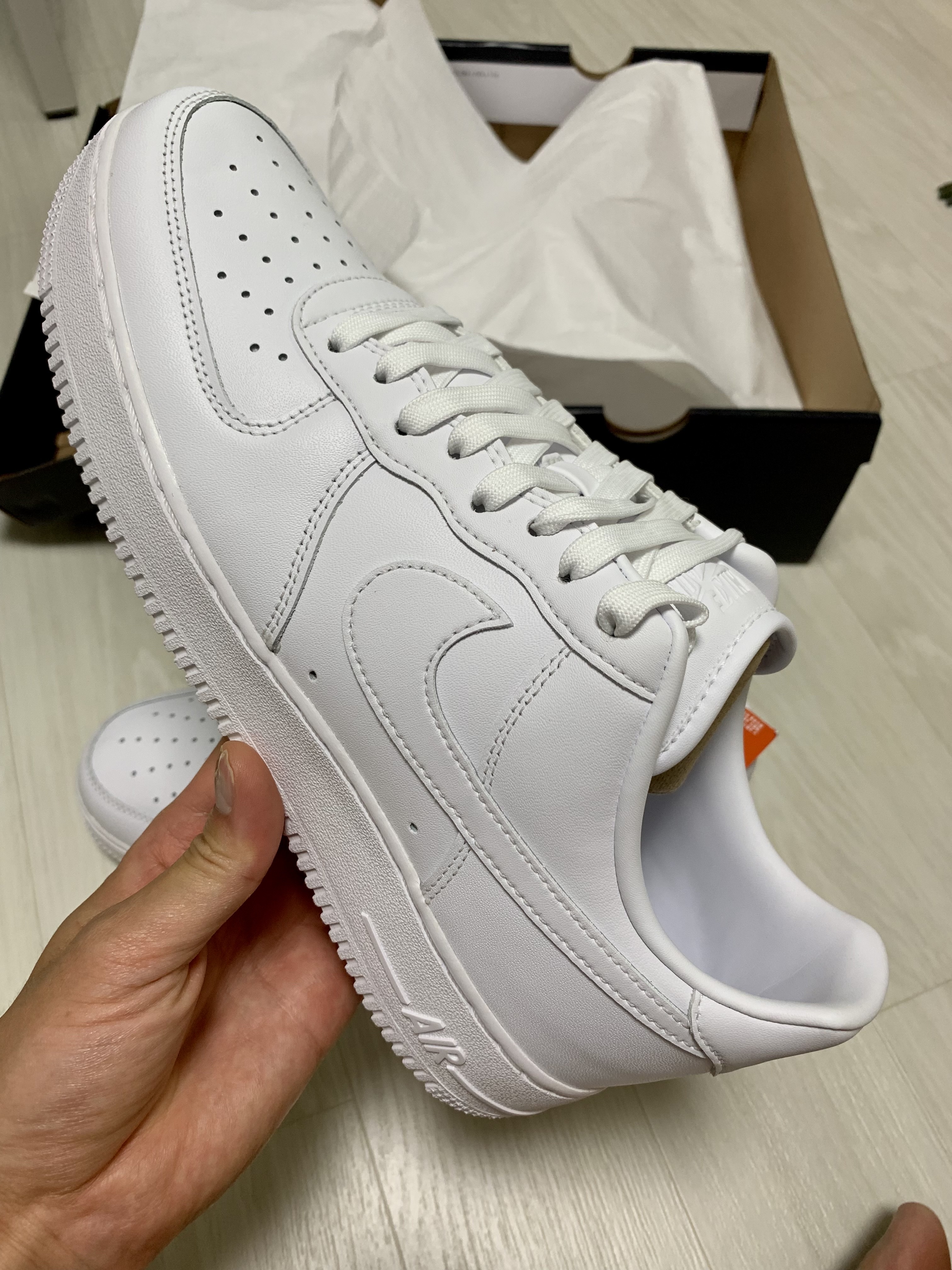 Nike Air Force 1 '07 Fresh White 착용 스타일 - 1