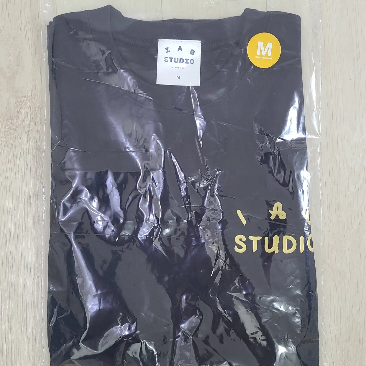 IAB Studio x Ottogi Mayonnaise 50th Anniversary T-Shirt Navy 착용 스타일 - 4