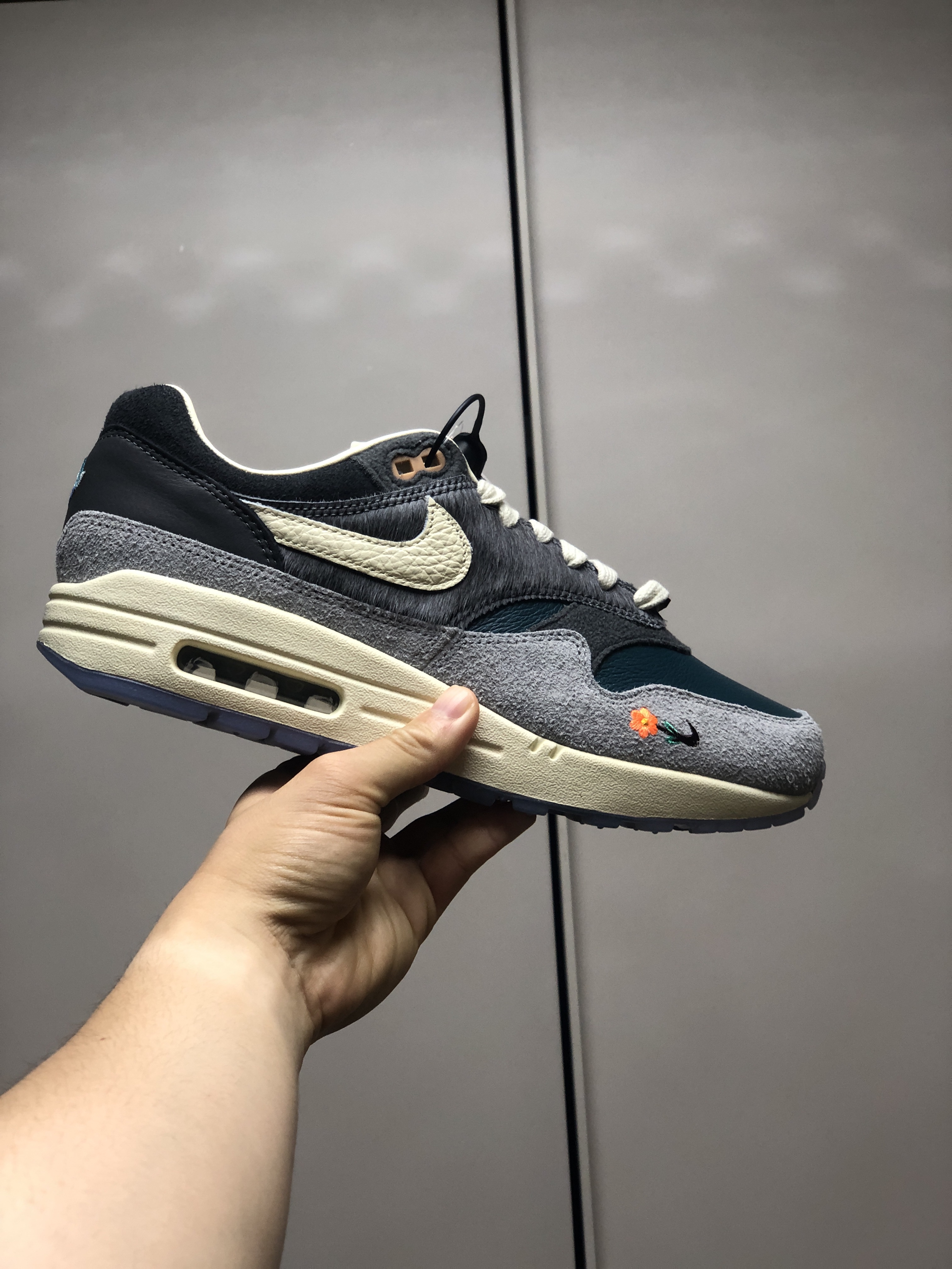 Nike x Kasina Air Max 1 SP Won-Ang Particle Grey 착용 스타일
