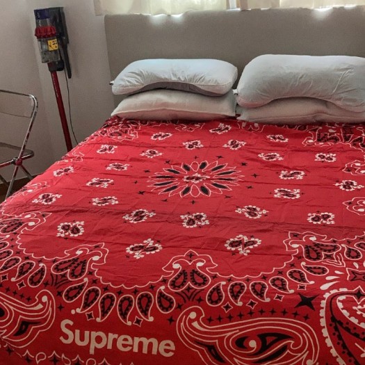 Supreme ENO Islande Nylon Blanket 