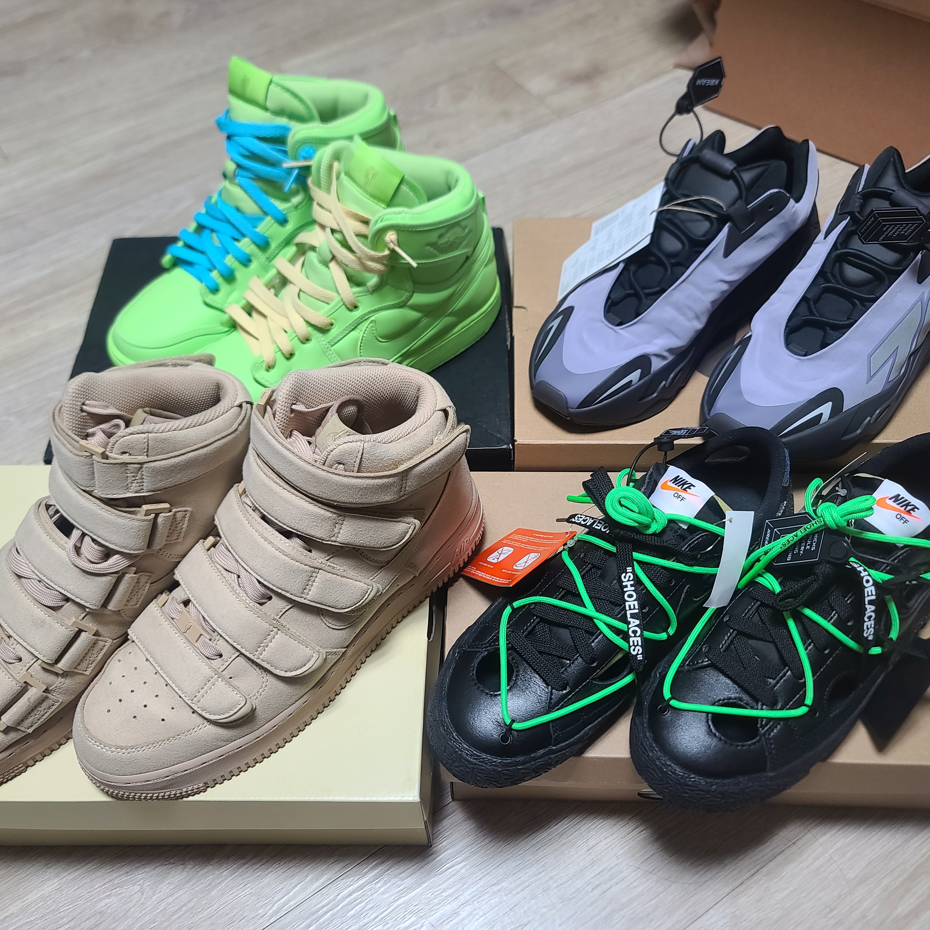 Adidas Yeezy Boost 700 MNVN Geode, Nike x Off-White Blazer Low '77 Black and Electro Green 착용 스타일 - 2