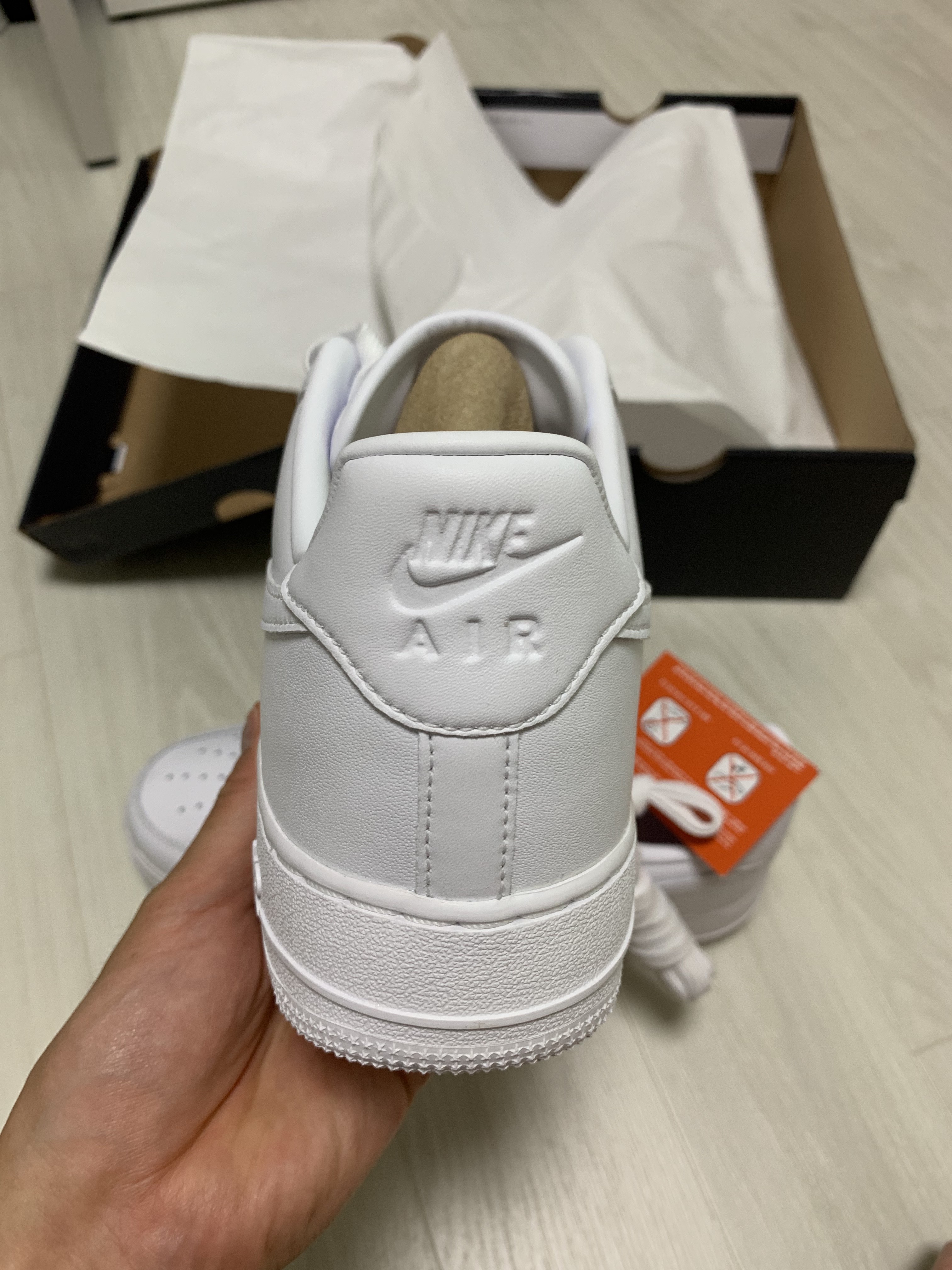 Nike Air Force 1 '07 Fresh White 착용 스타일 - 3