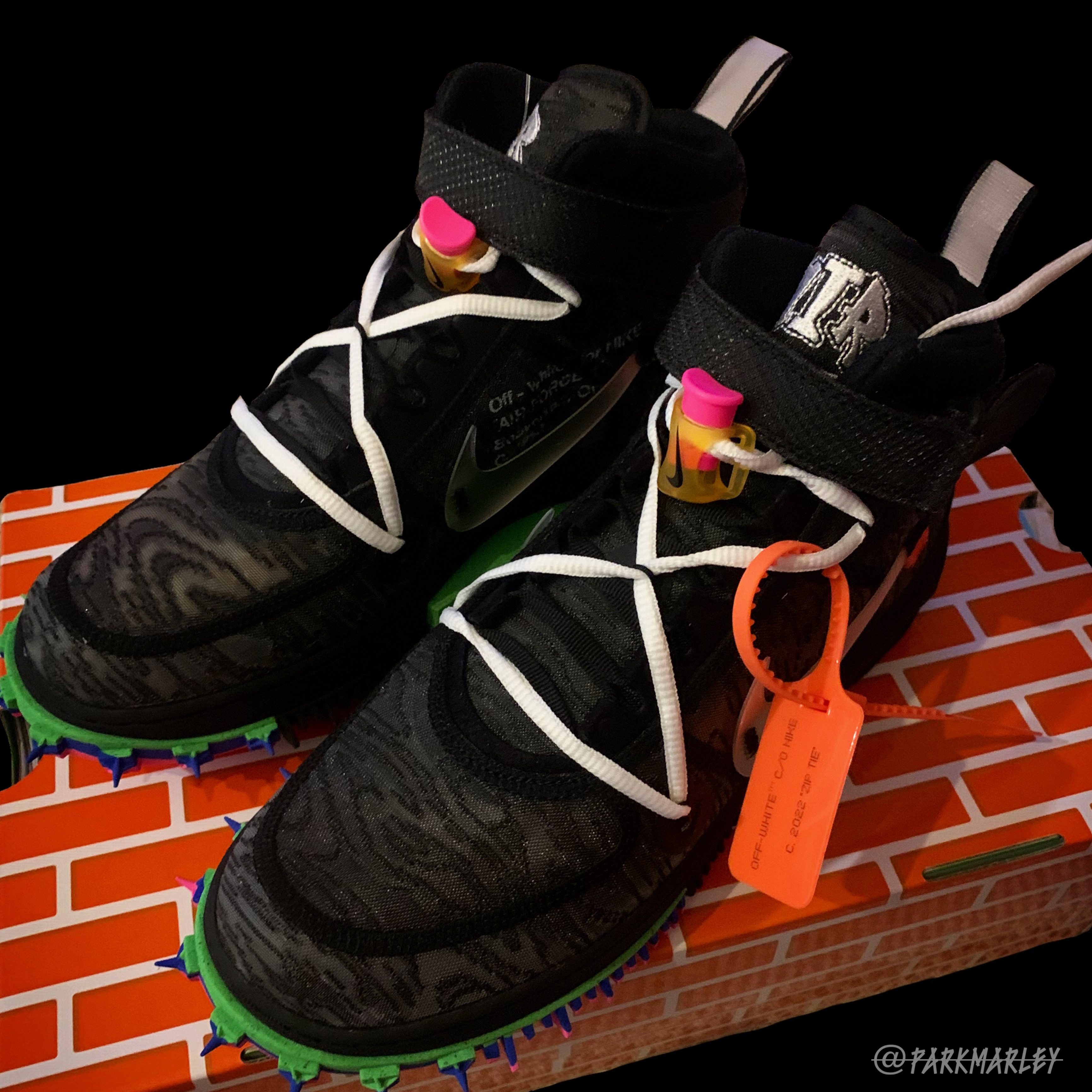 Nike x Off-White Air Force 1 Mid SP Black 착용 스타일 - 1
