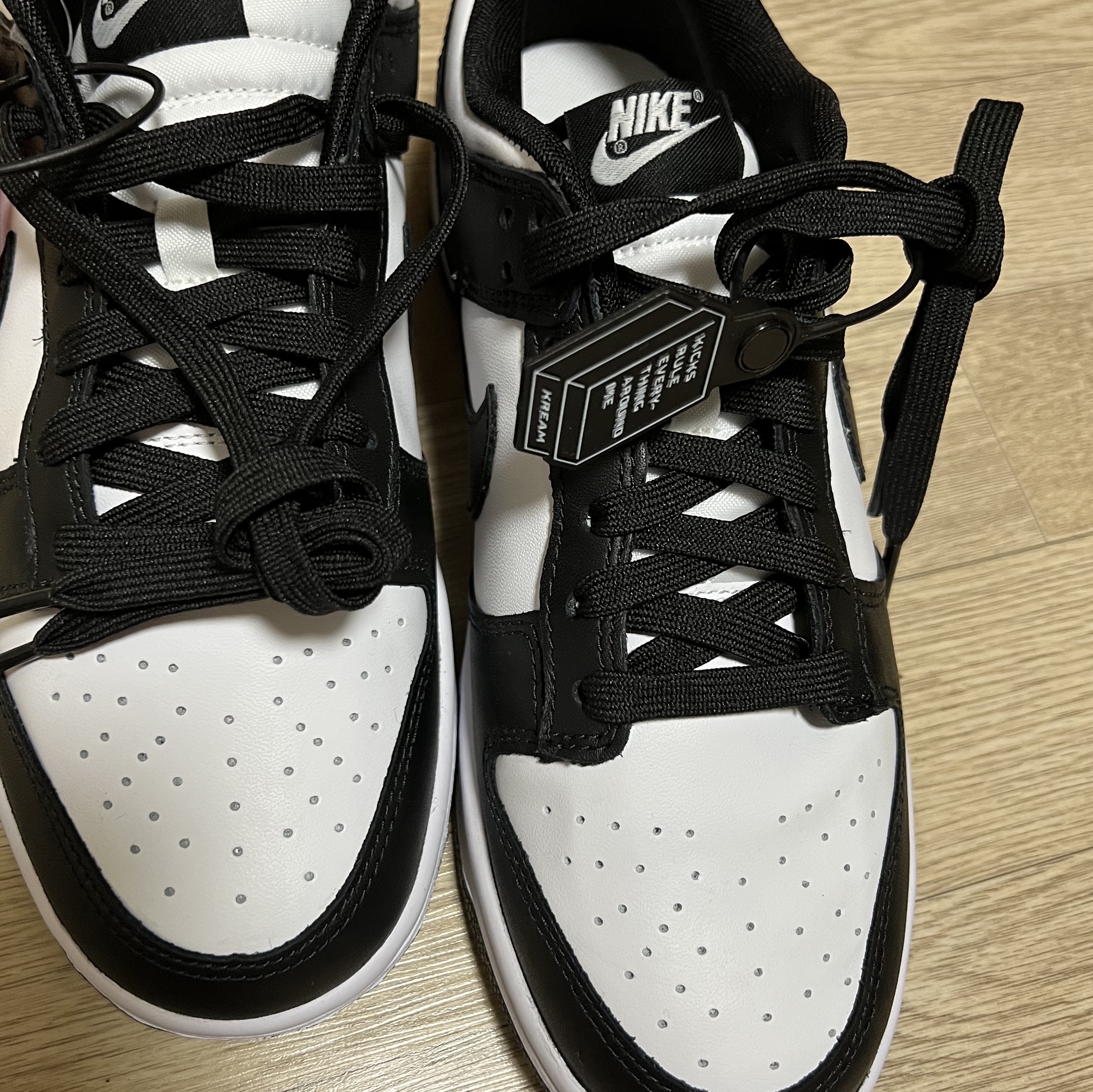 Nike Dunk Low Retro Black 착용 스타일