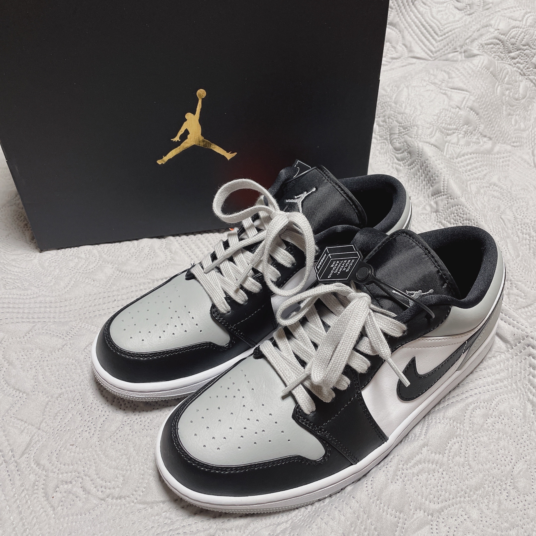 Jordan 1 Low Light Smoke Grey Black 착용 스타일 - 1
