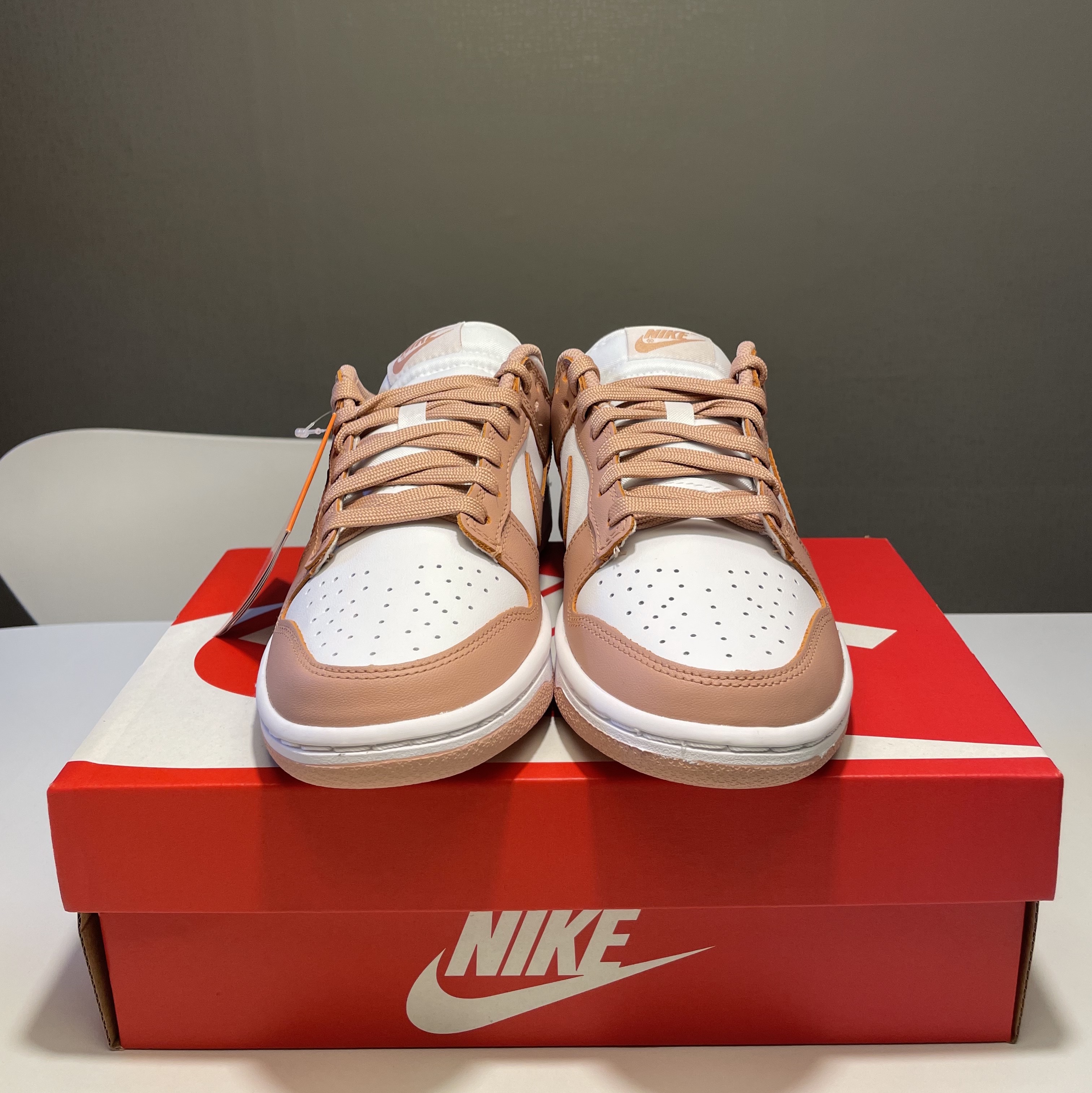 (W) Nike Dunk Low Rose Whisper 착용 스타일 - 3