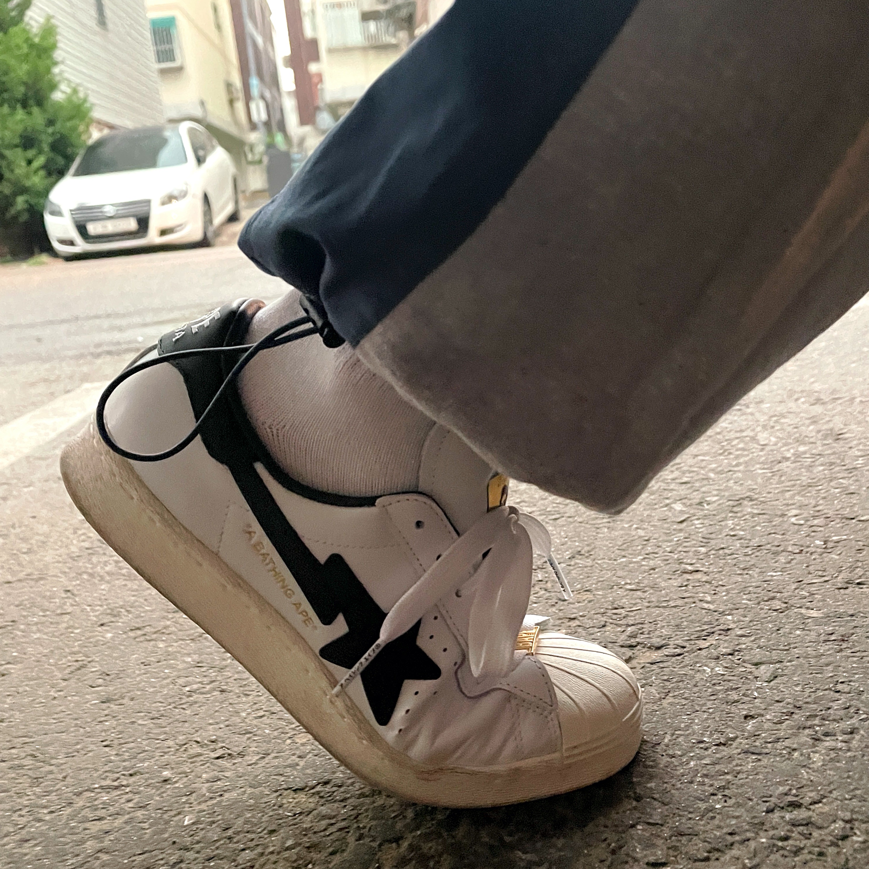 Adidas x BAPE Superstar 80s White Black 착용 스타일