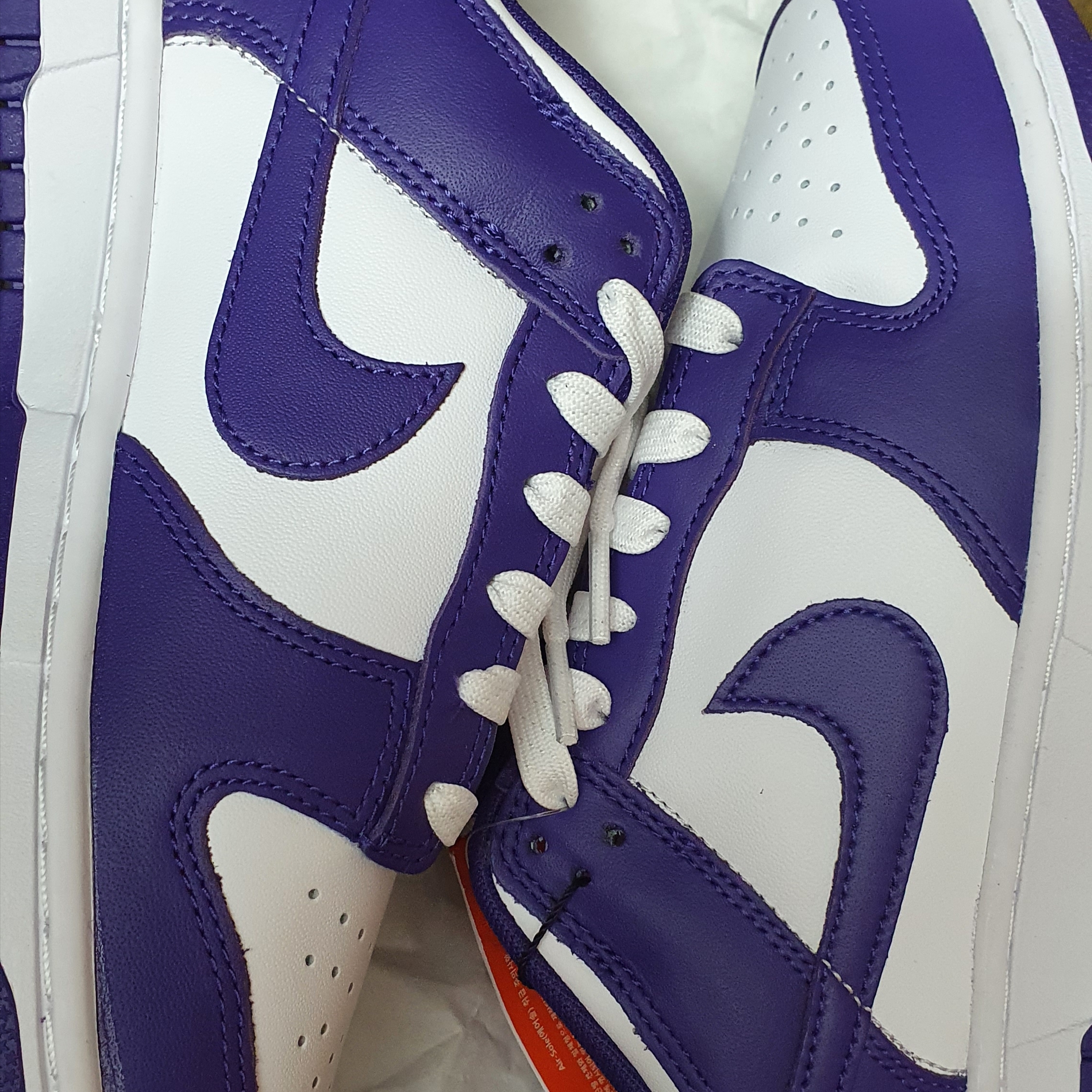 Nike Dunk Low Retro Championship Court Purple 착용 스타일
